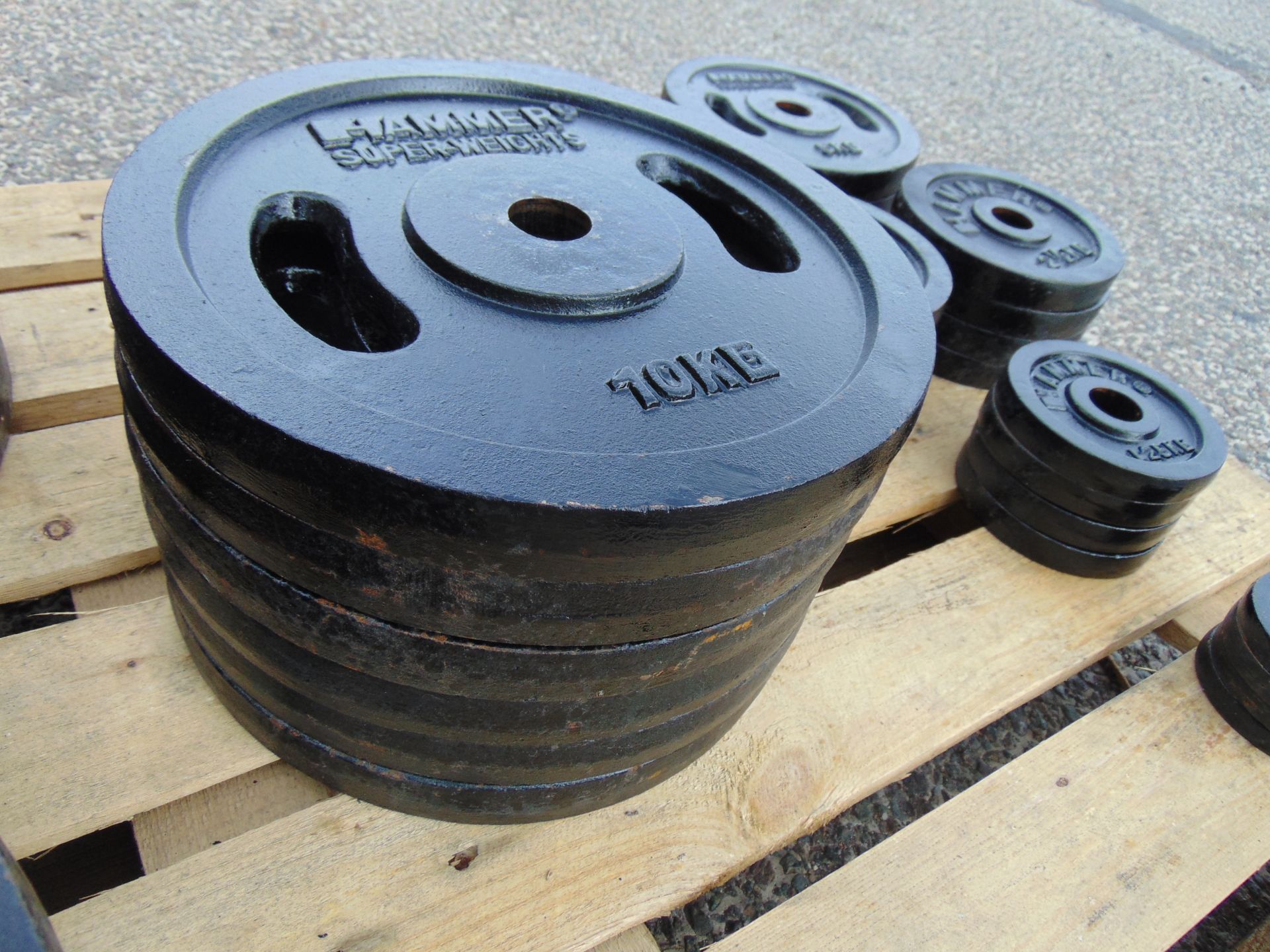 Pallet of 36 x Mixed Hammer Barbell Weight Plates - Image 7 of 11