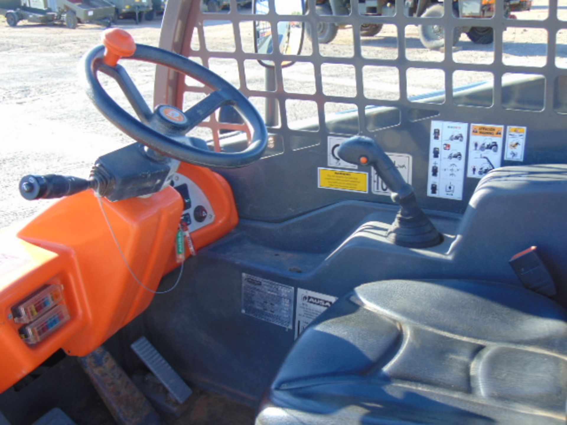 2010 Ausa Taurulift T133H 4WD Compact Forklift with Pallet Tines - Image 11 of 15