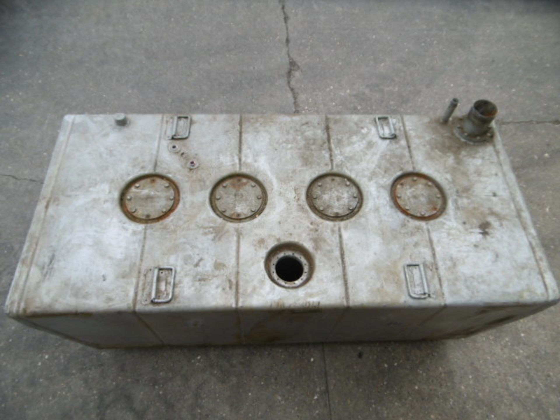 FV432 9ACR Fuel Tank P/No FV 491790 - Image 4 of 6