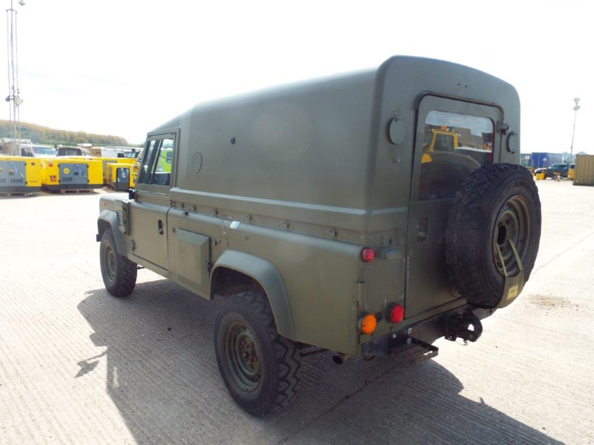 Military Specification Land Rover Wolf 110 Hard Top - Image 5 of 26