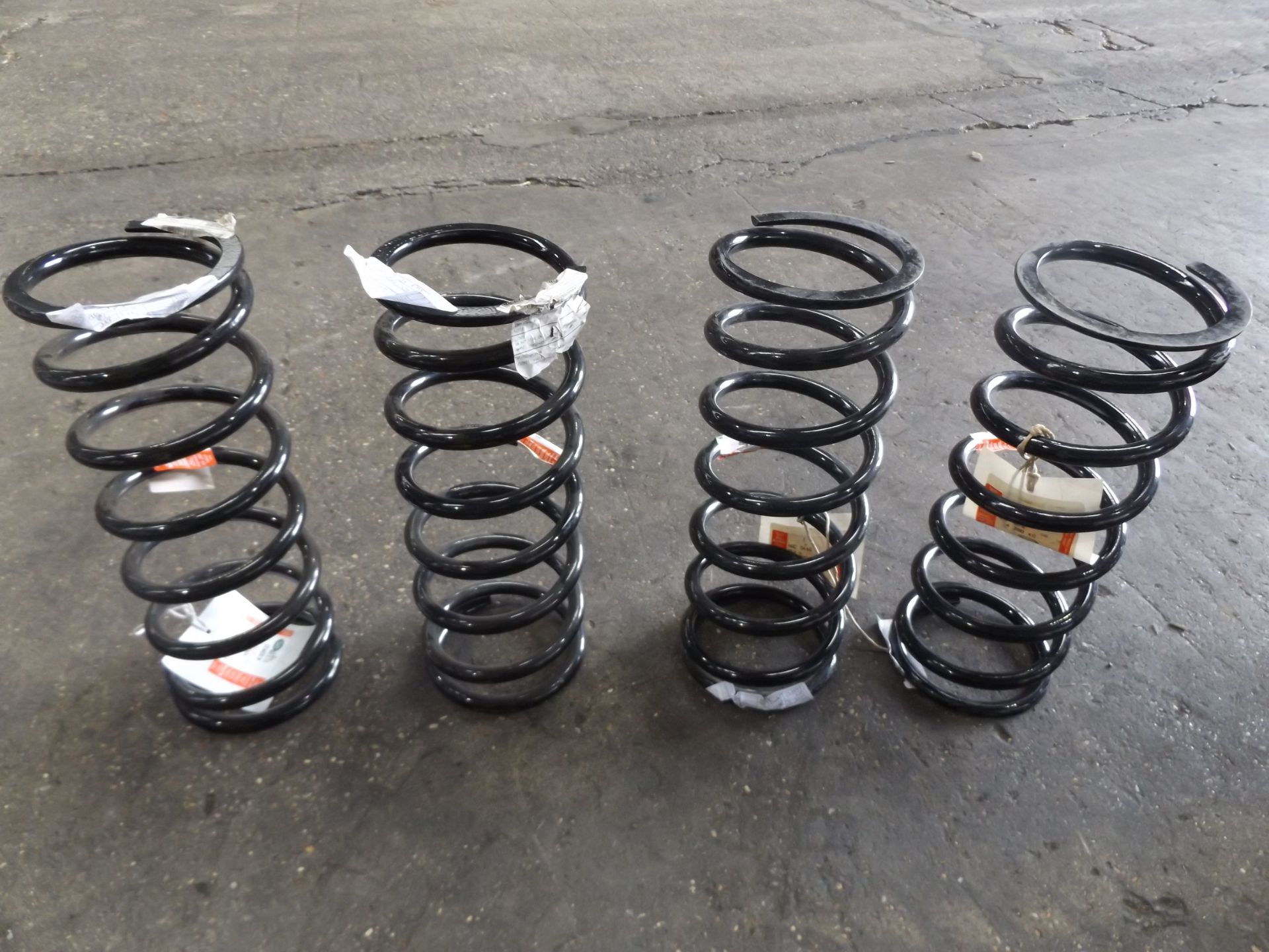 4 x Land Rover 90 Front RH Coil Spring P/No NRC9446
