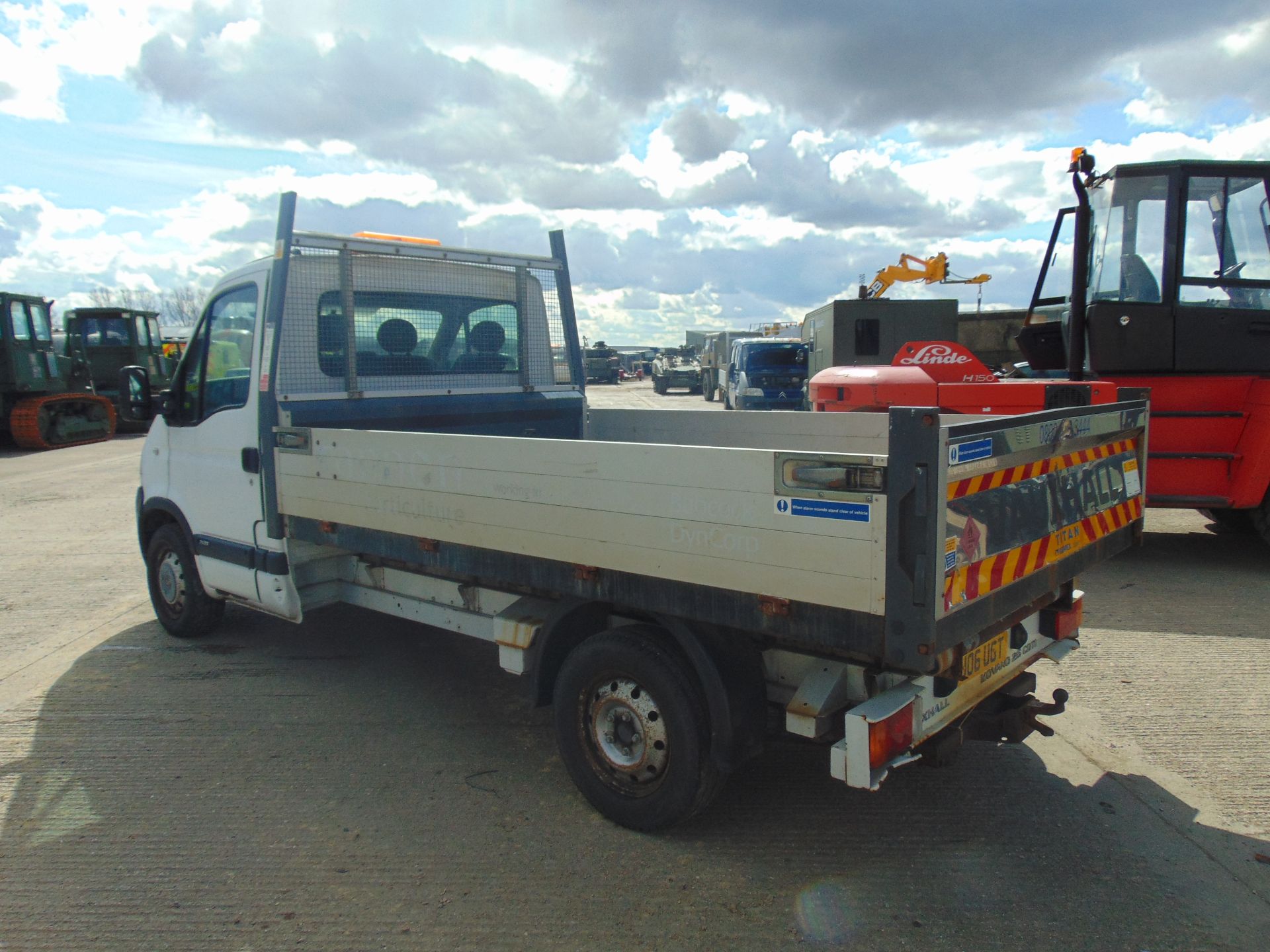 Vauxhall Movano 3500 2.5 CDTi MWB Flat Bed Tipper - Image 7 of 26