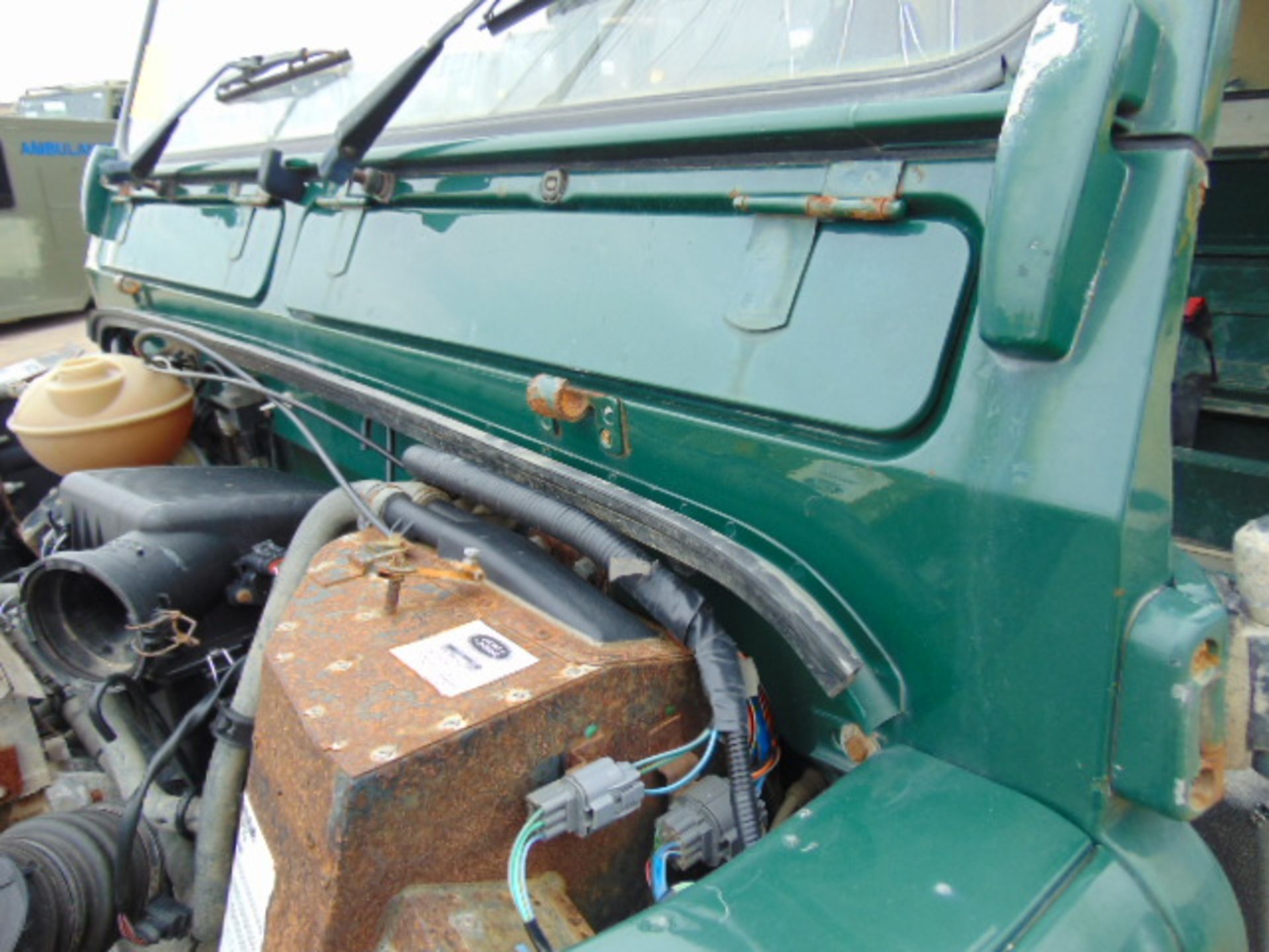 Land Rover Defender 130 TD5 Double Cab Pick Up - Image 15 of 16