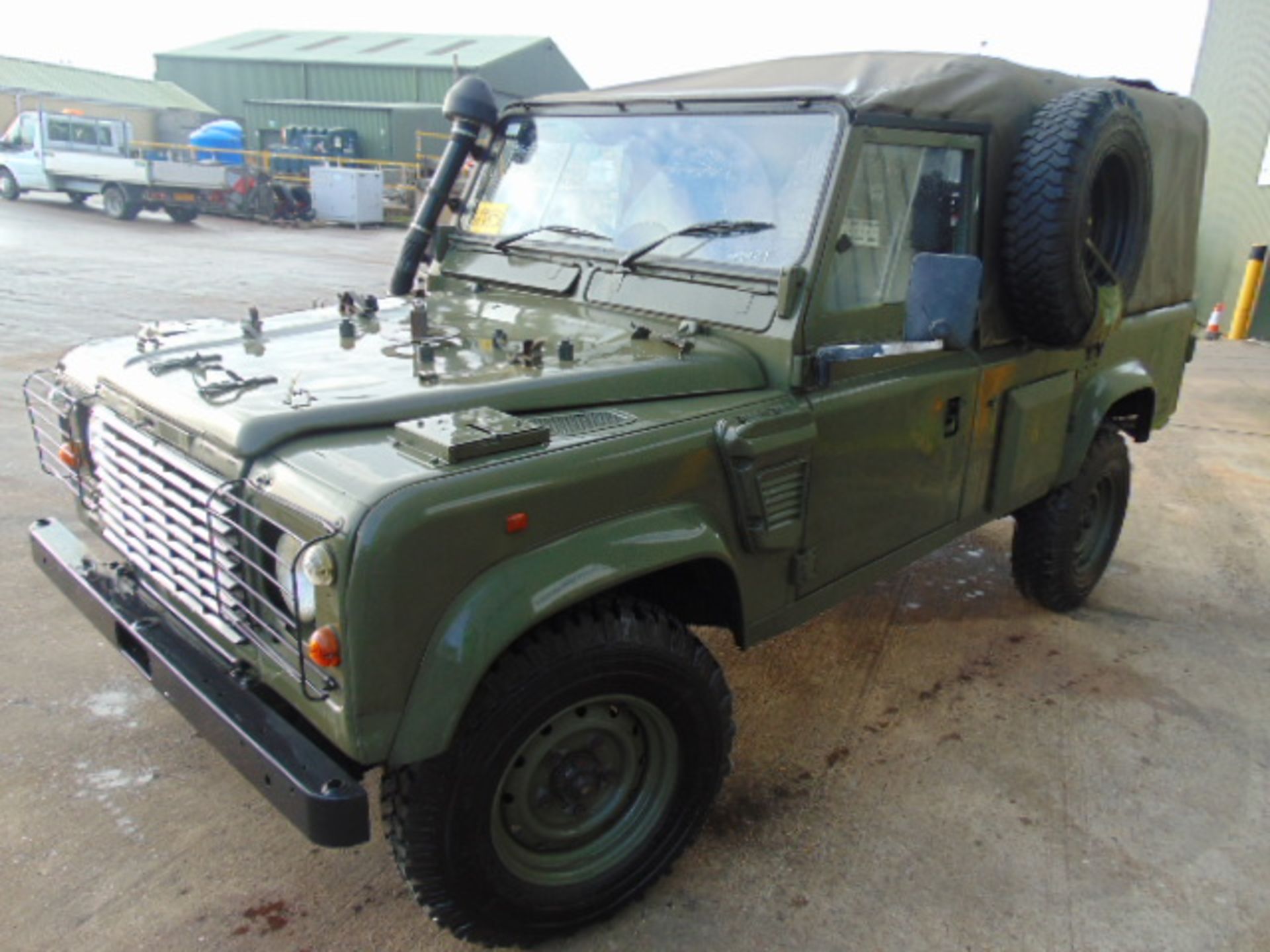 Military Specification Land Rover Wolf 110 Soft Top FFR - Image 3 of 25