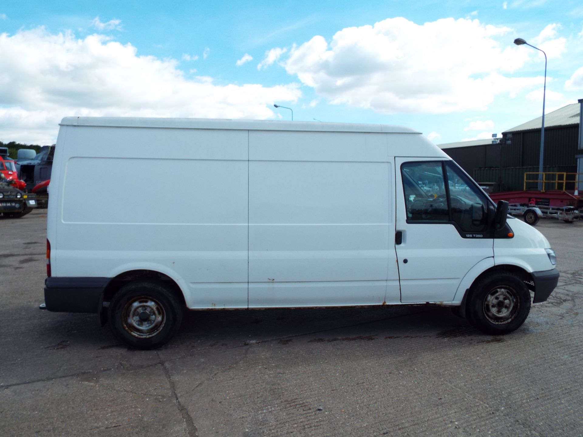 Ford Transit 350 LWB TD Panel Van - Image 8 of 20