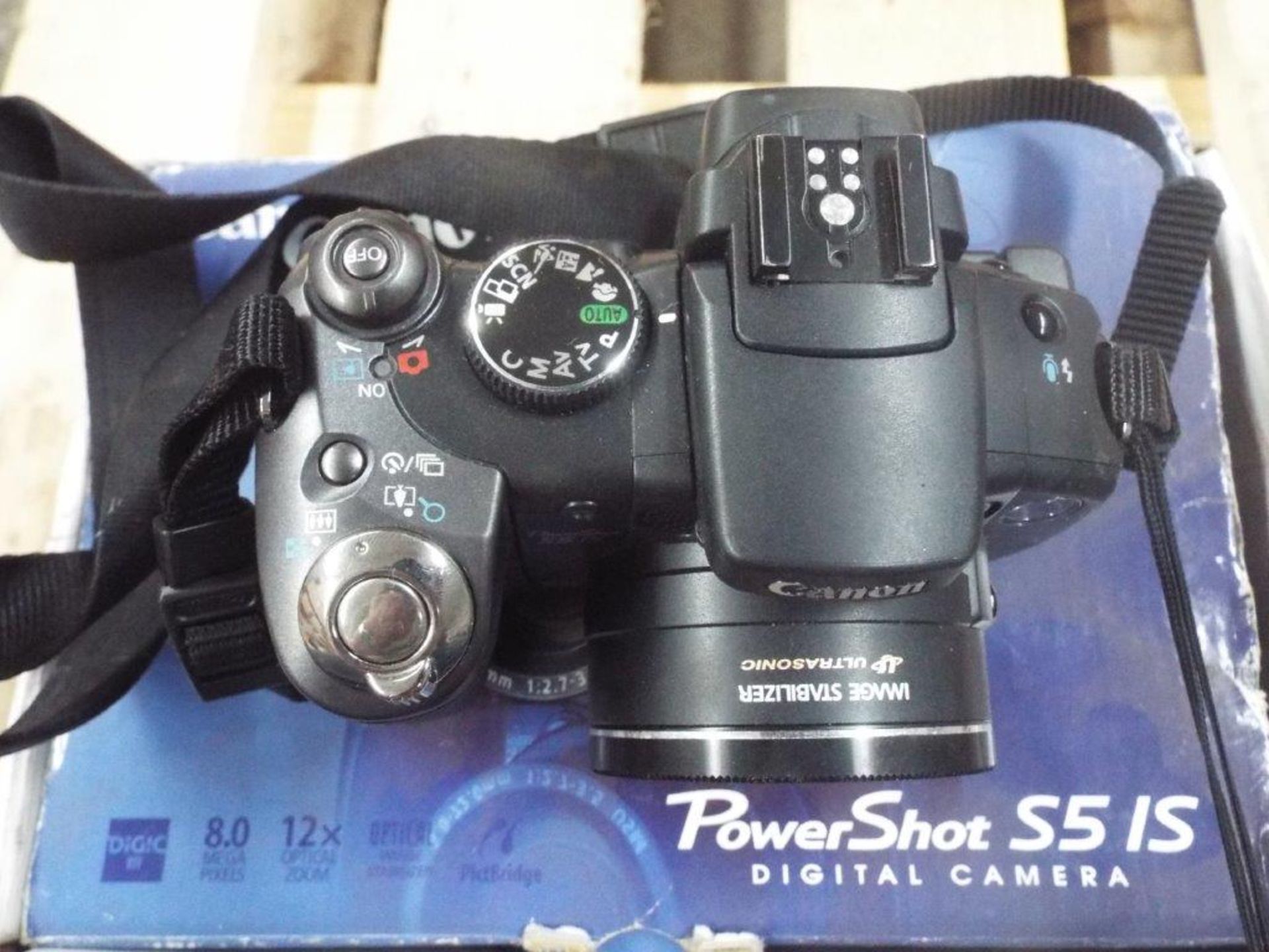 Canon Powershot S3 IS 8.0MP Digital Camera - Image 3 of 7