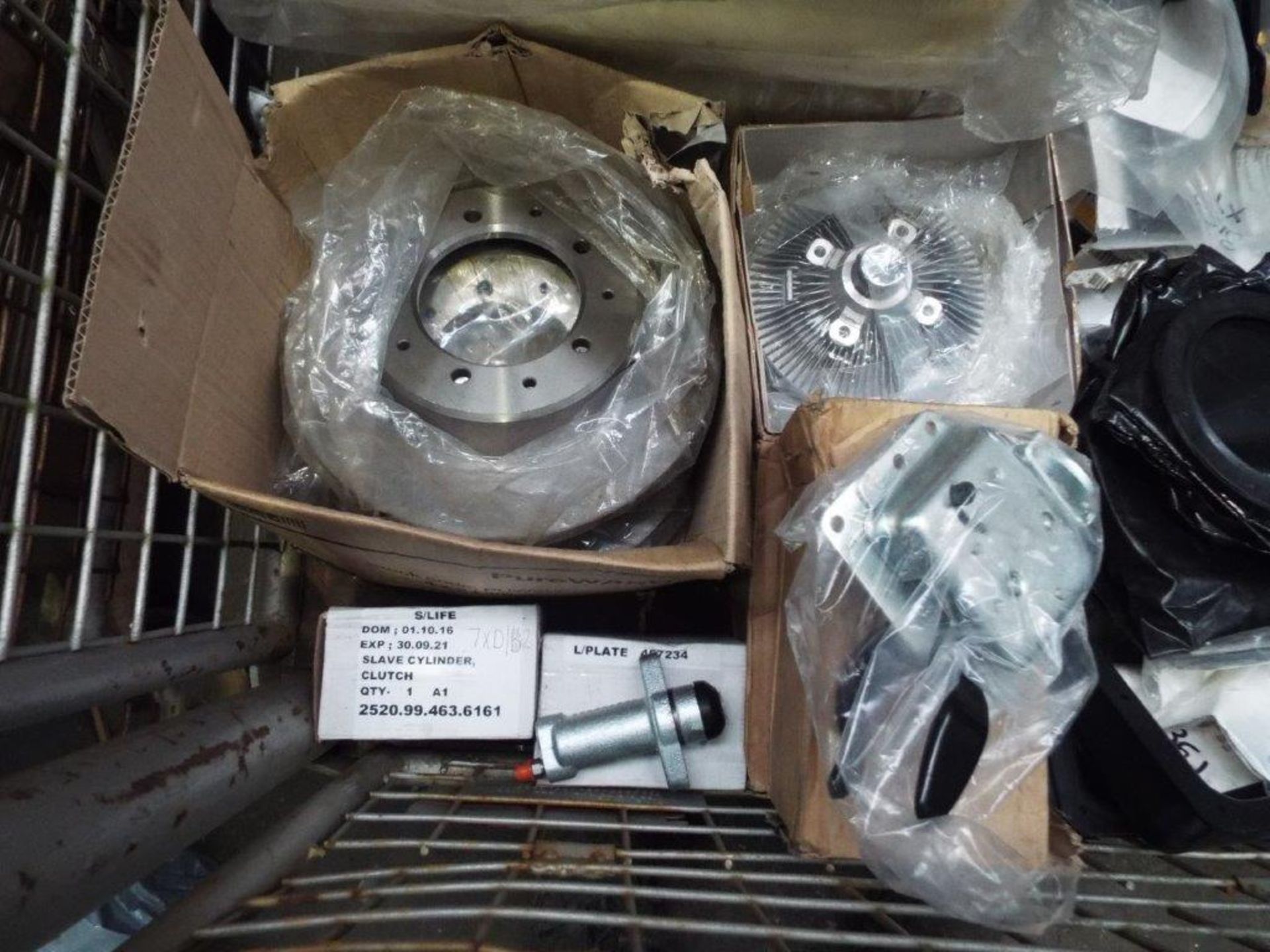 Mixed Stillage of Land Rover Wolf,DAF,Foden etc parts inc Headlight,Brake Discs,Slave Cylinders etc - Image 2 of 11