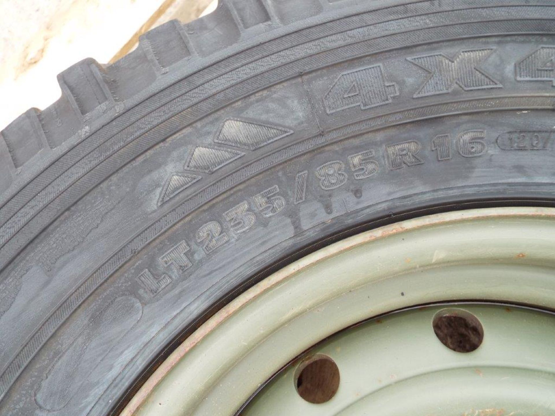 Michelin XZL 7.50 R16 Tyre complete with Wolf Wheel Rim - Image 4 of 6