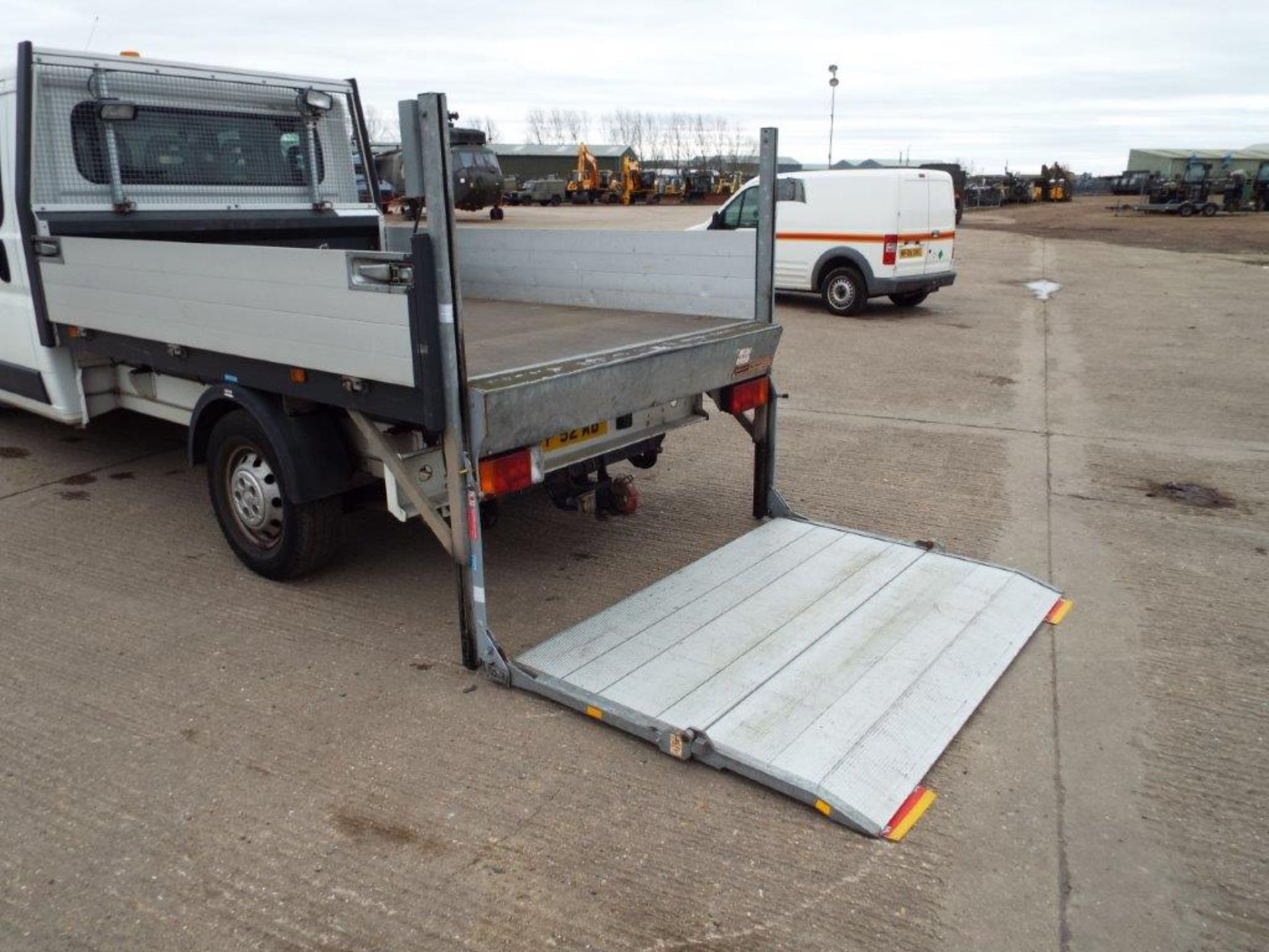Citroen Relay 7 Seater Double Cab Dropside Pickup with 500kg Ratcliff Palfinger Tail Lift - Image 21 of 29