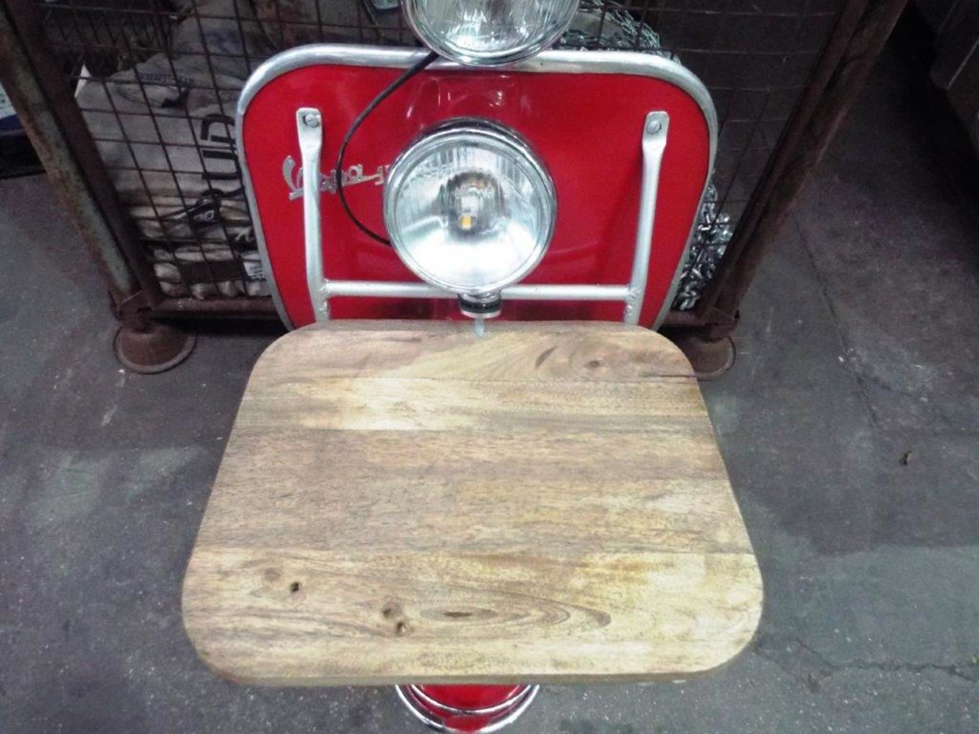 Vintage Vespa 150 Side Table - Bild 5 aus 13