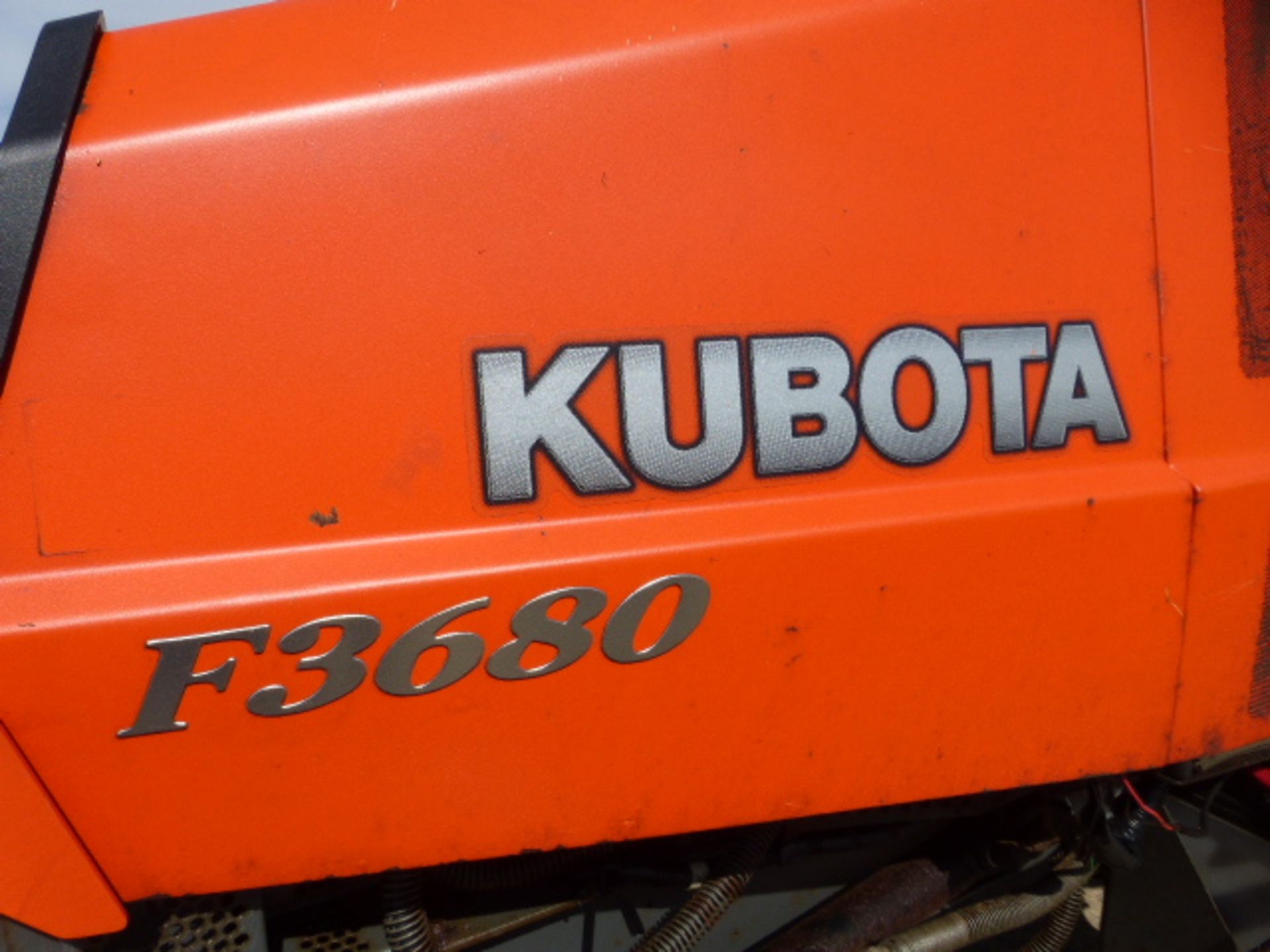2009 Kubota F3680  4 x 4 Out Front Mower 36 HP Diesel - Image 11 of 14