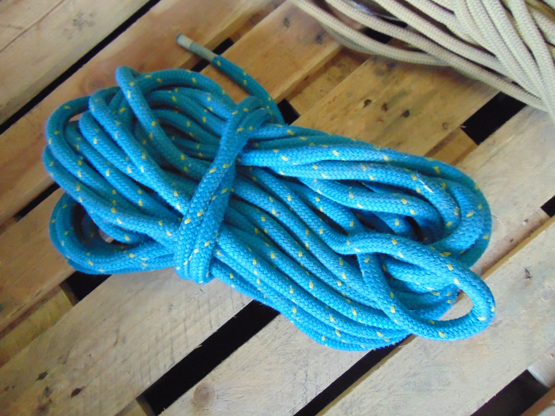 Qty 2 x Climbing Ropes - Image 2 of 3