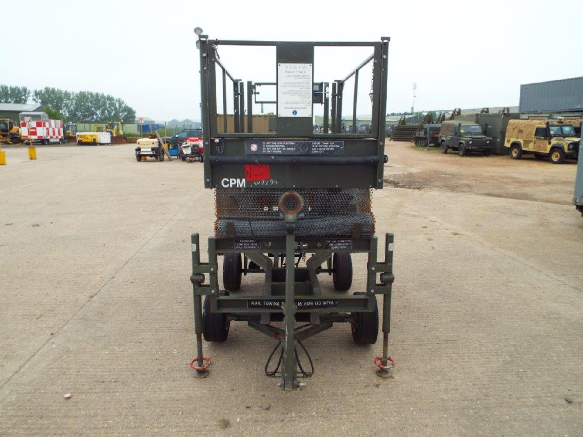 UK Lift 4m Mobile Hydraulic Work Platform - Image 8 of 17