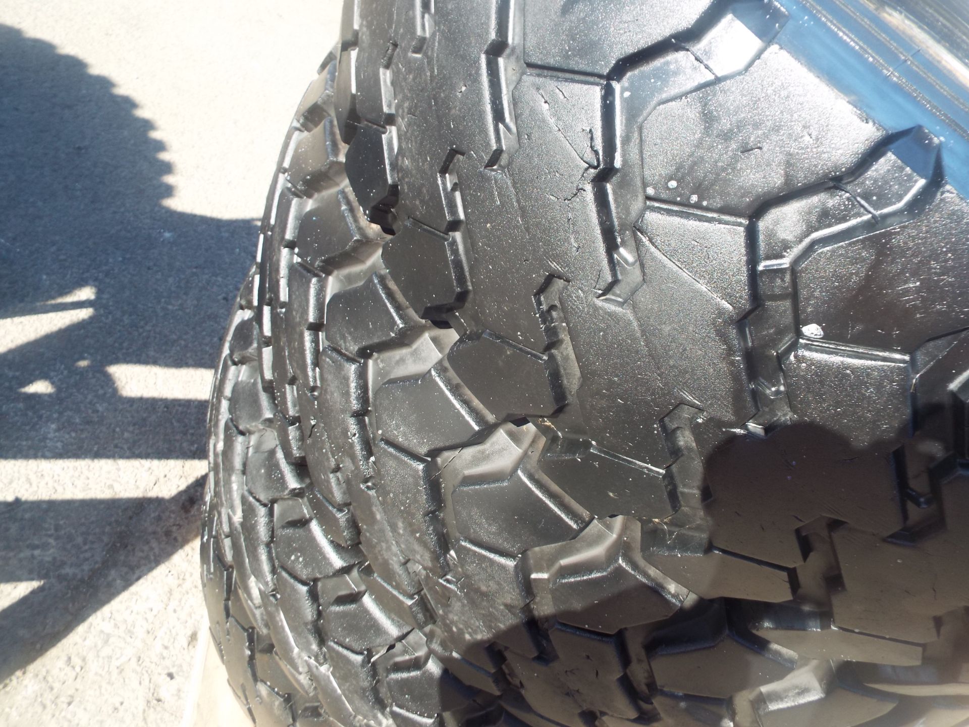 4 x Continental 14.00 R20 Tyres - Image 6 of 7