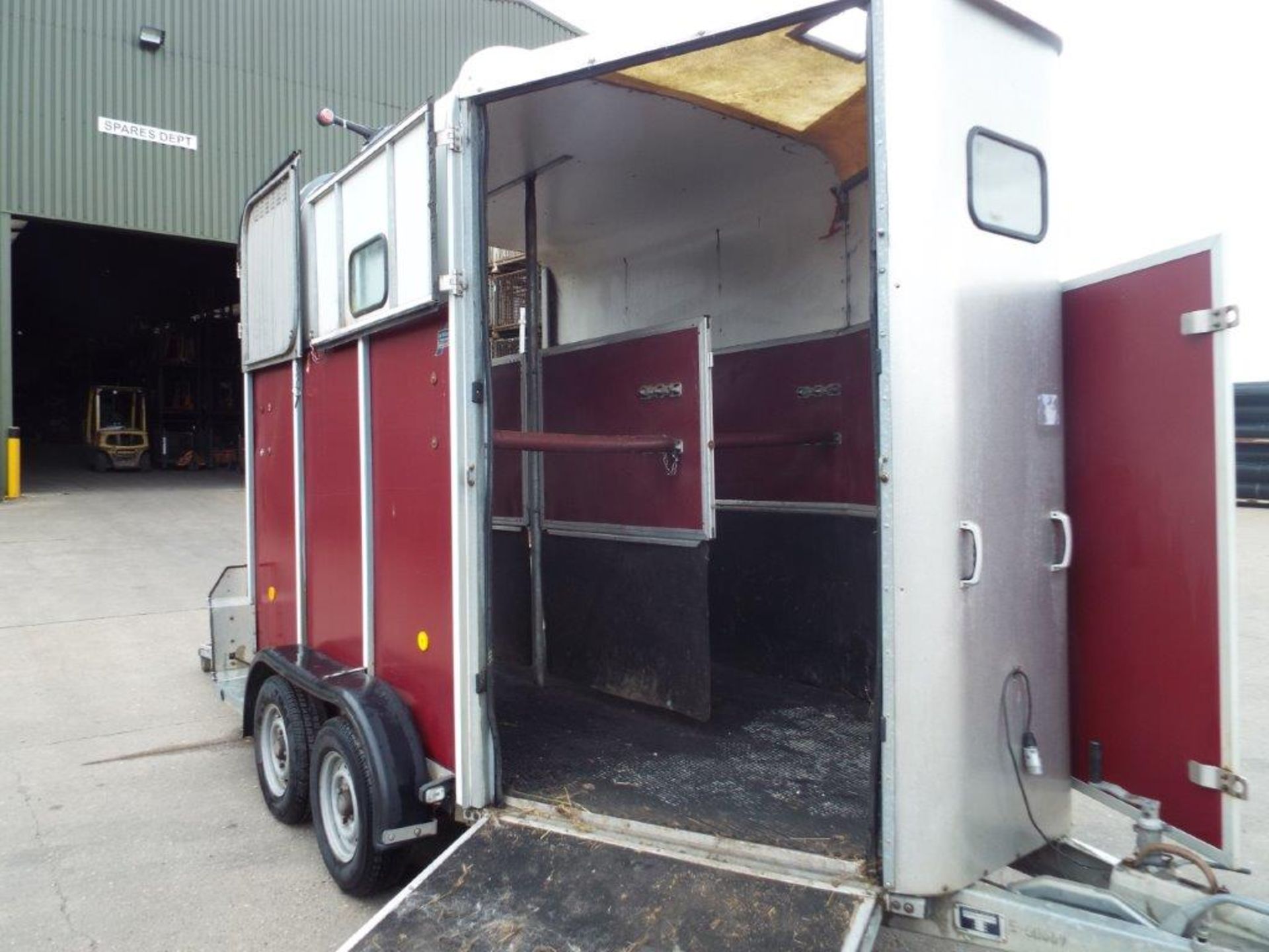 Ifor Williams HB510 Twin Axle 2 Horse Trailer - Image 19 of 25