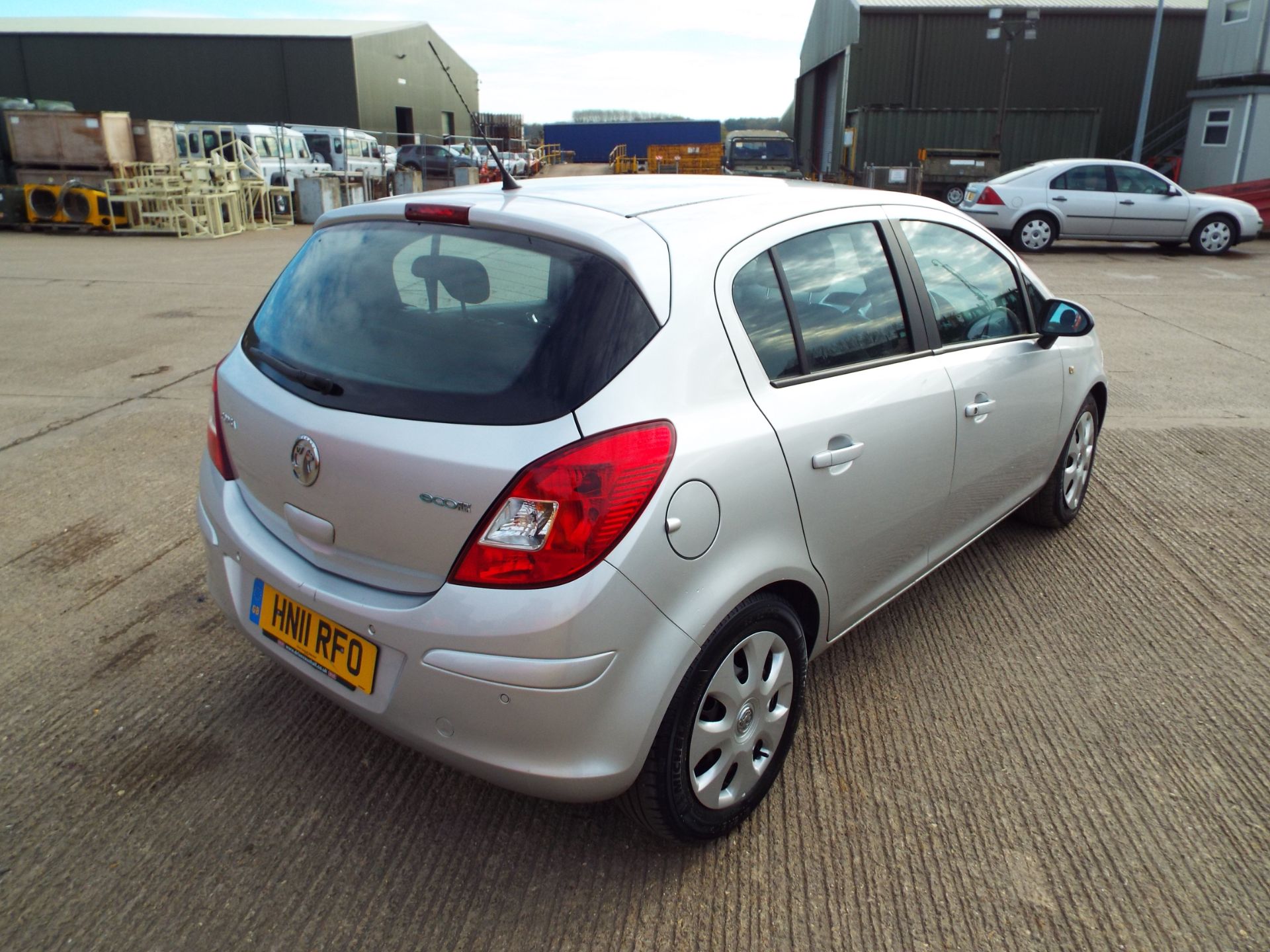 Vauxhall Corsa 1.3 CDTi exclusiv - Image 7 of 22