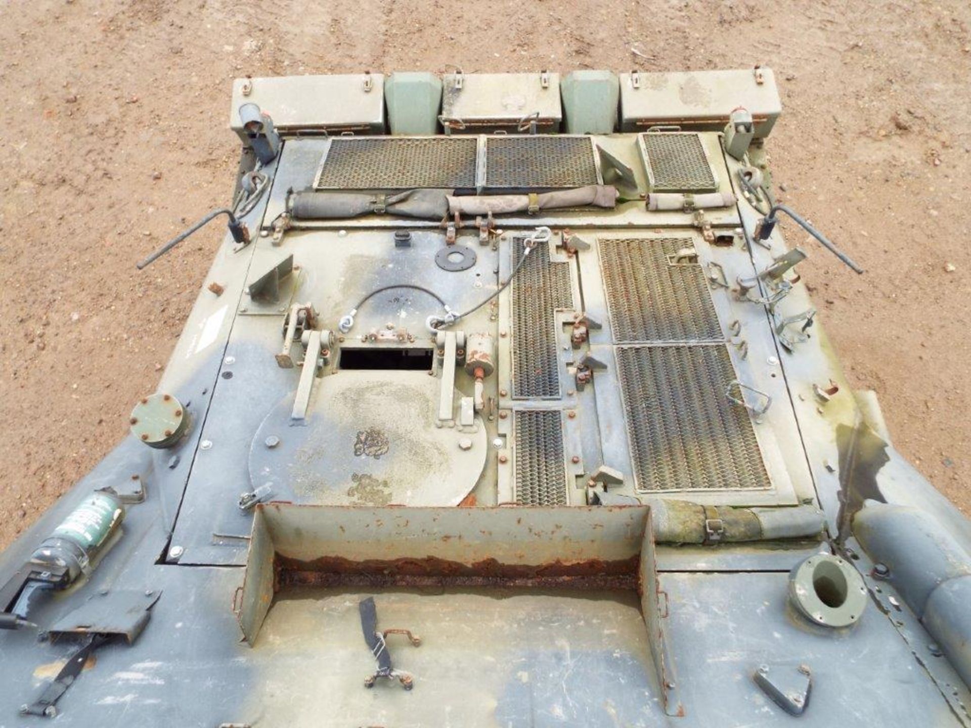 CVRT (Combat Vehicle Reconnaissance Tracked) FV105 Sultan Armoured Personnel Carrier - Bild 10 aus 27