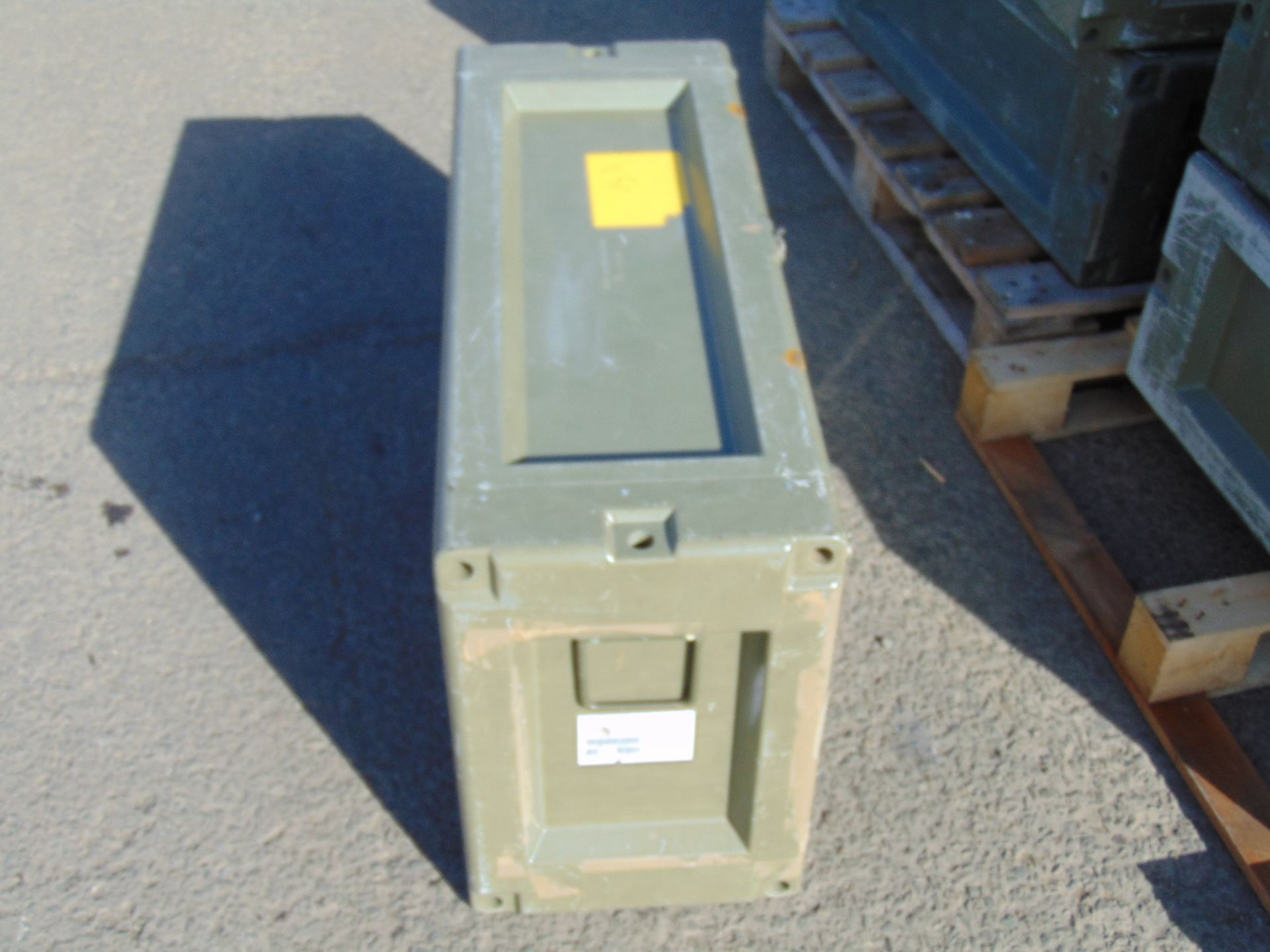 10 x Heavy Duty Interconnecting Storage Boxes With Lids - Image 6 of 6