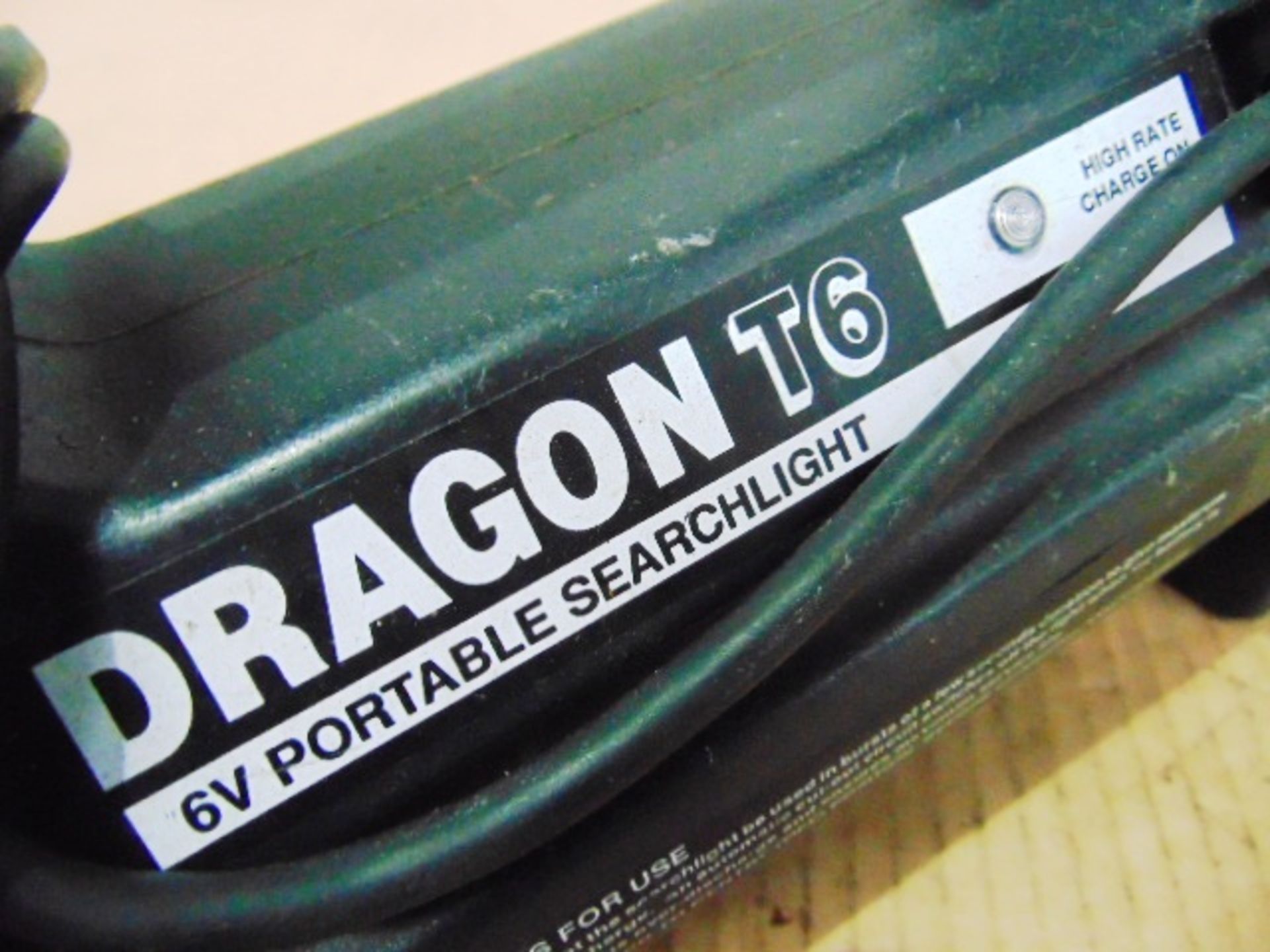 Dragon T6 12V Portable Searchlight with Vehicle Charger - Image 4 of 7