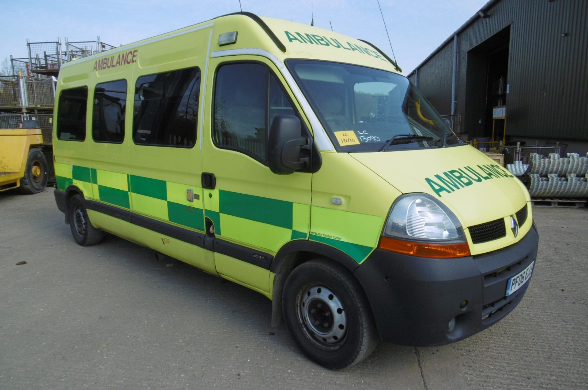 Renault Master 2.5 DCI ambulance