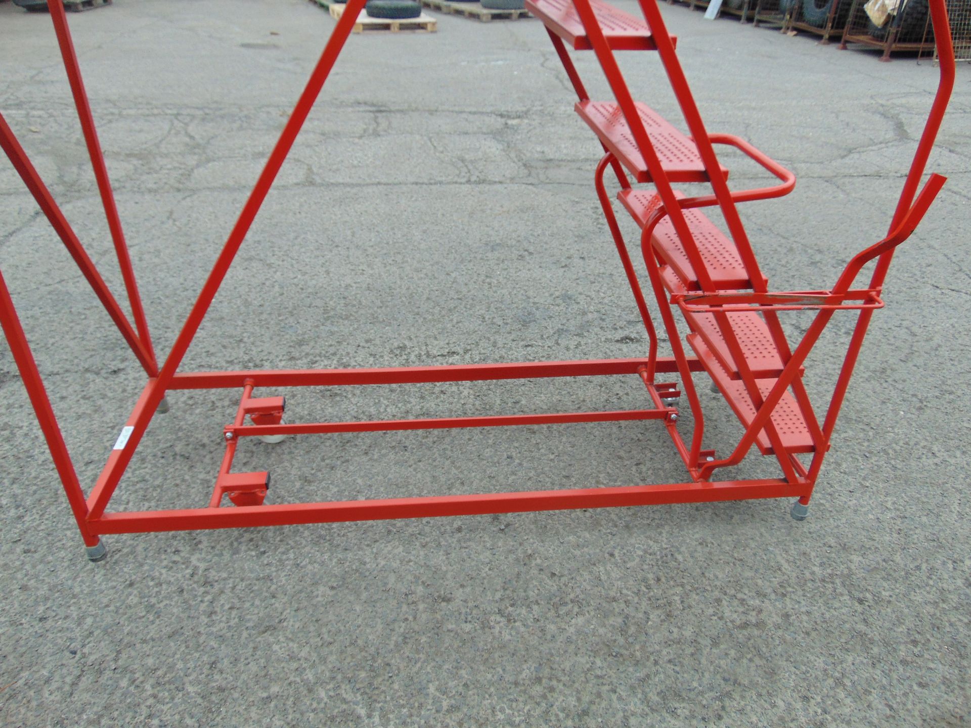 6-Step mobile Warehouse Ladder - Image 6 of 7