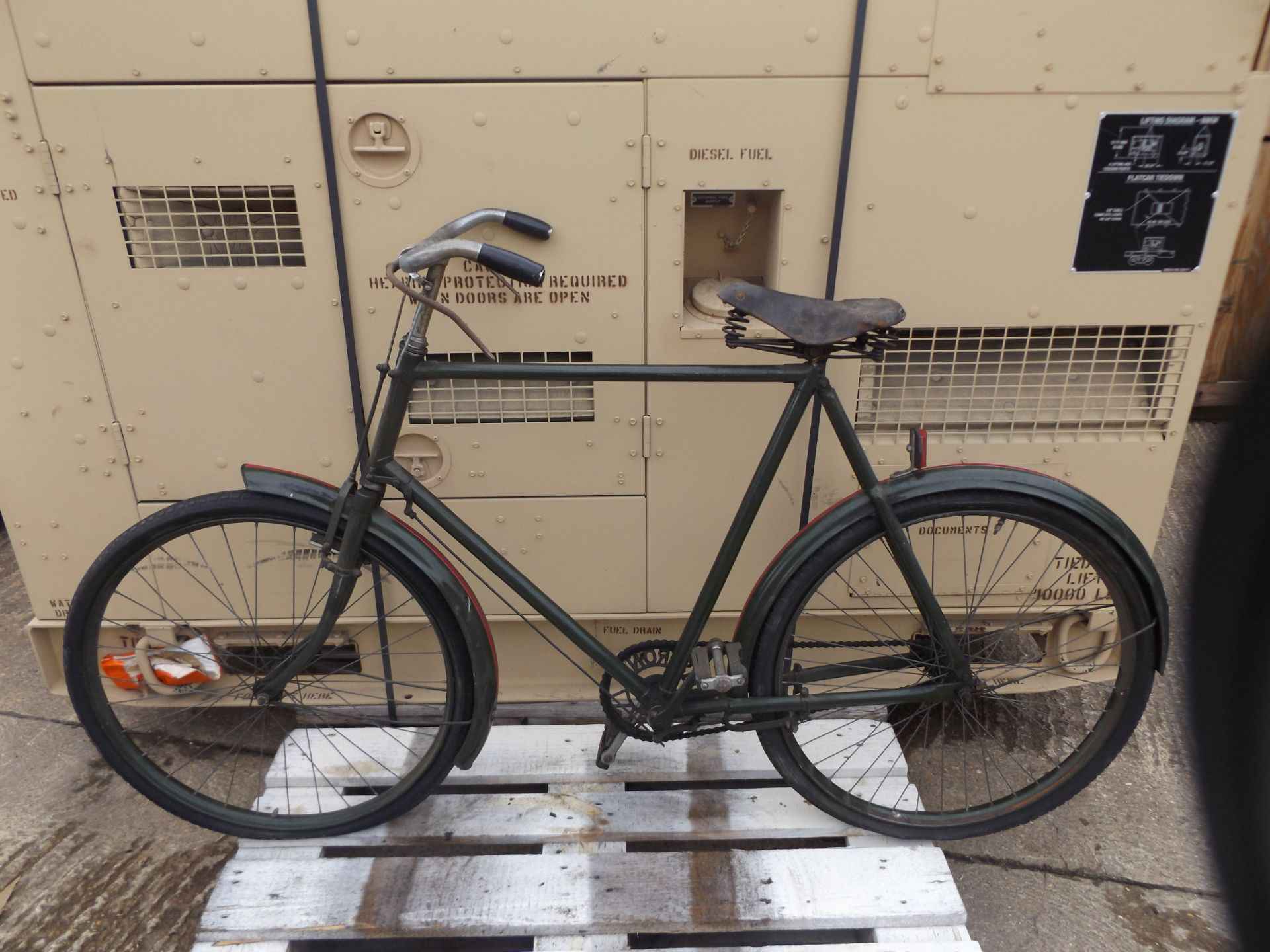 1950s Vintage Armstrong Bicycle - Image 2 of 10