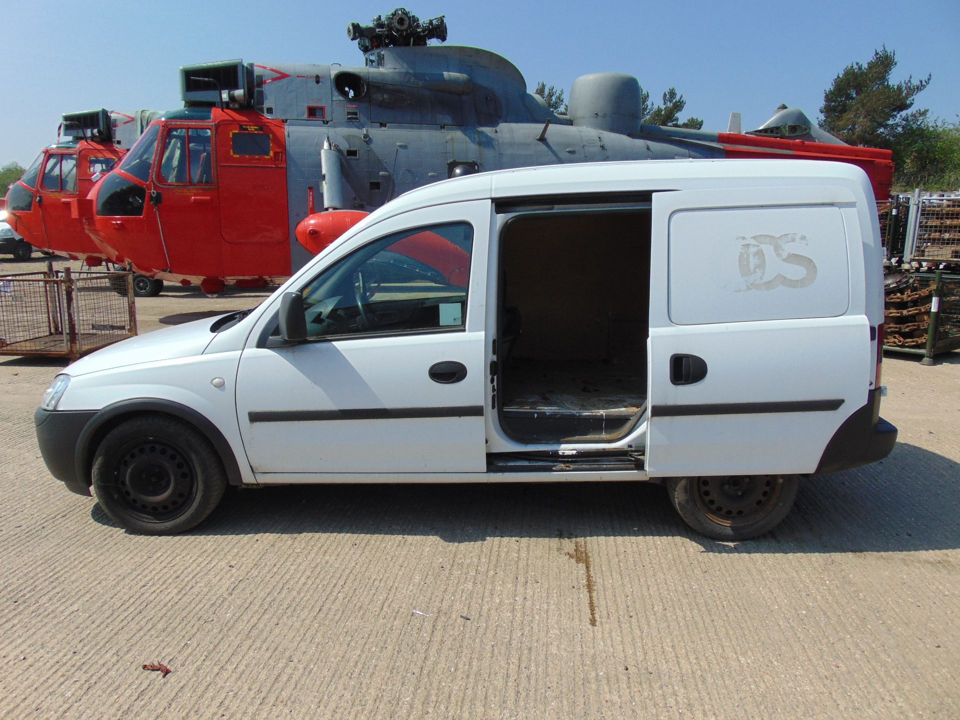 Vauxhall Combo 1.3 Turbo Diesel Panel Van - Image 5 of 15
