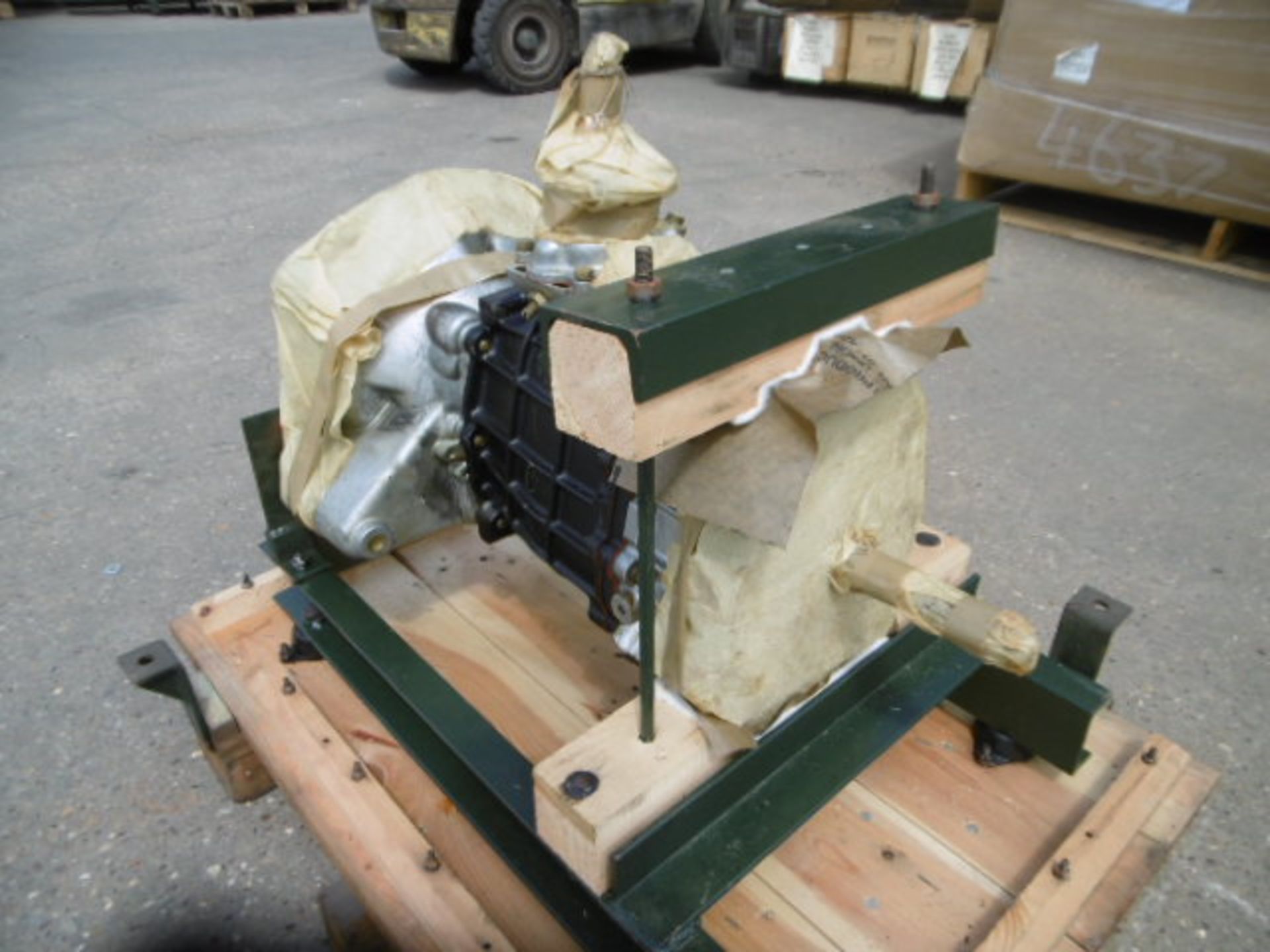 A1 Reconditioned Land Rover  LT77 Gearbox - Bild 2 aus 8