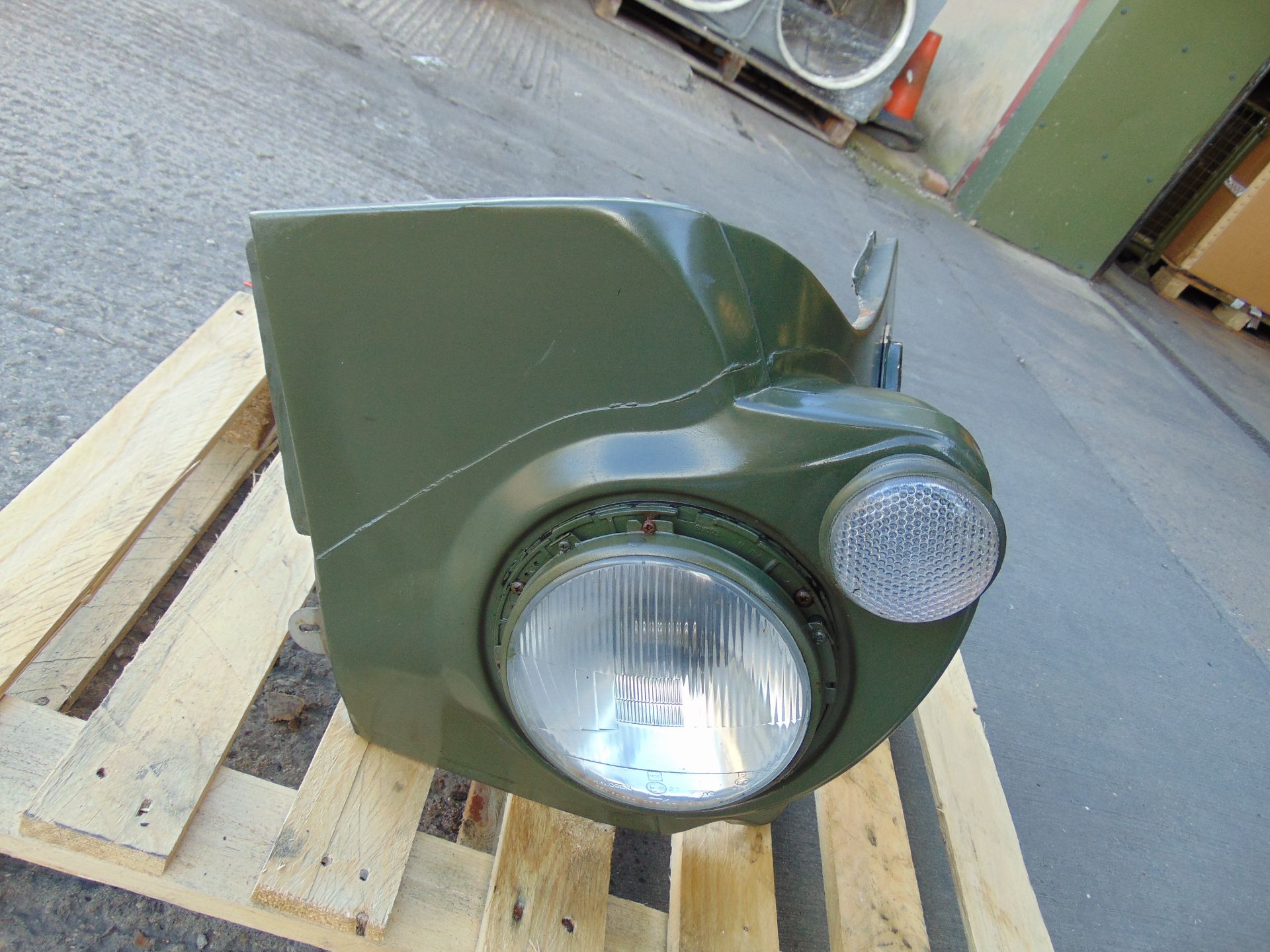 Bedford MJ LH Head Lamp Panel with Headlamp and Indicator - Bild 2 aus 6