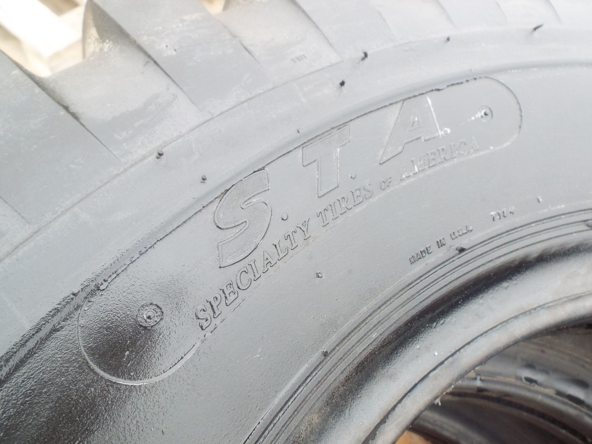 4 x S.T.A. 9.00-20 Crossply Tyres - Image 2 of 7