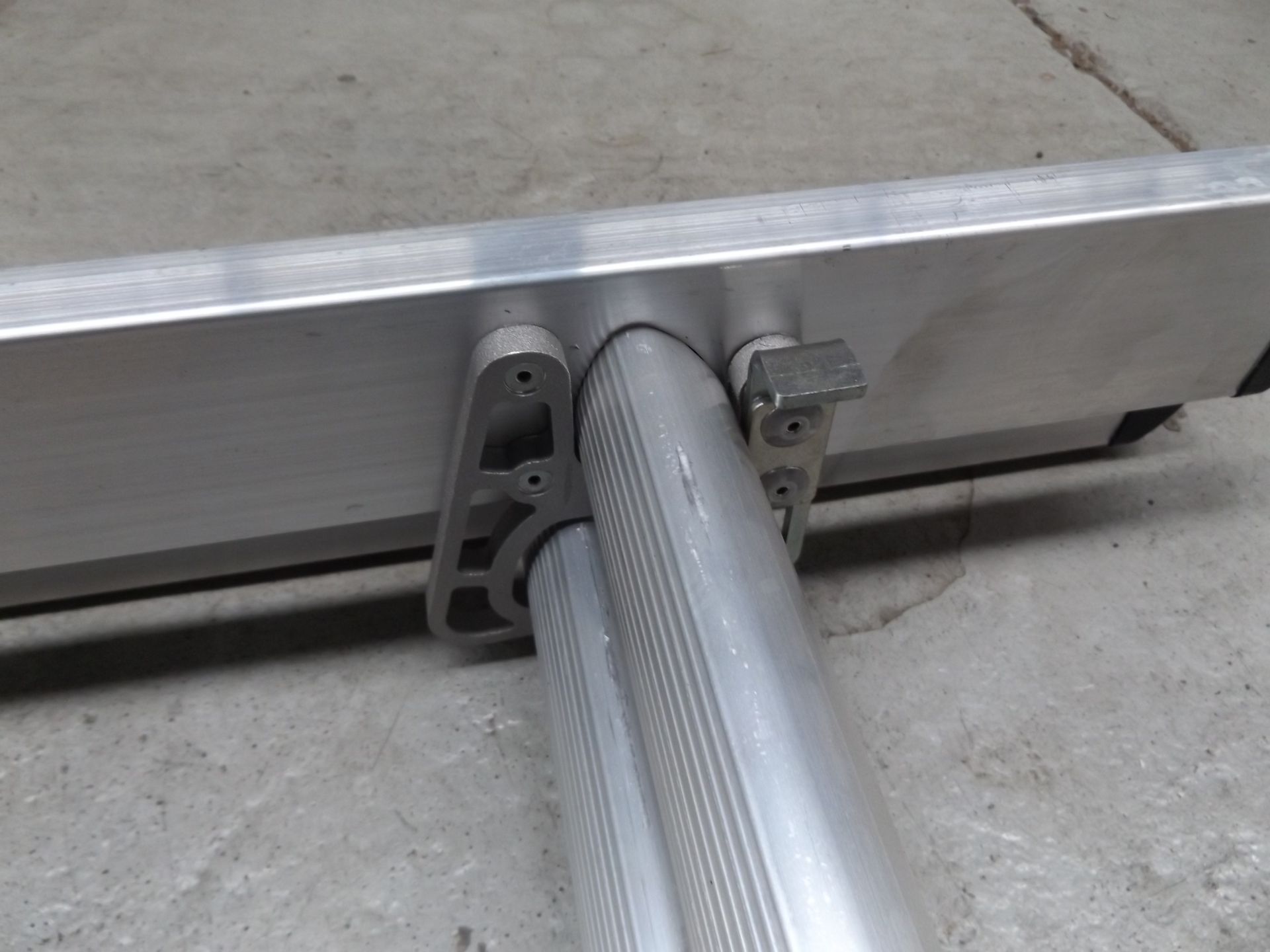 Zarges Z100 2 Section Aluminium Ladder - Bild 3 aus 6