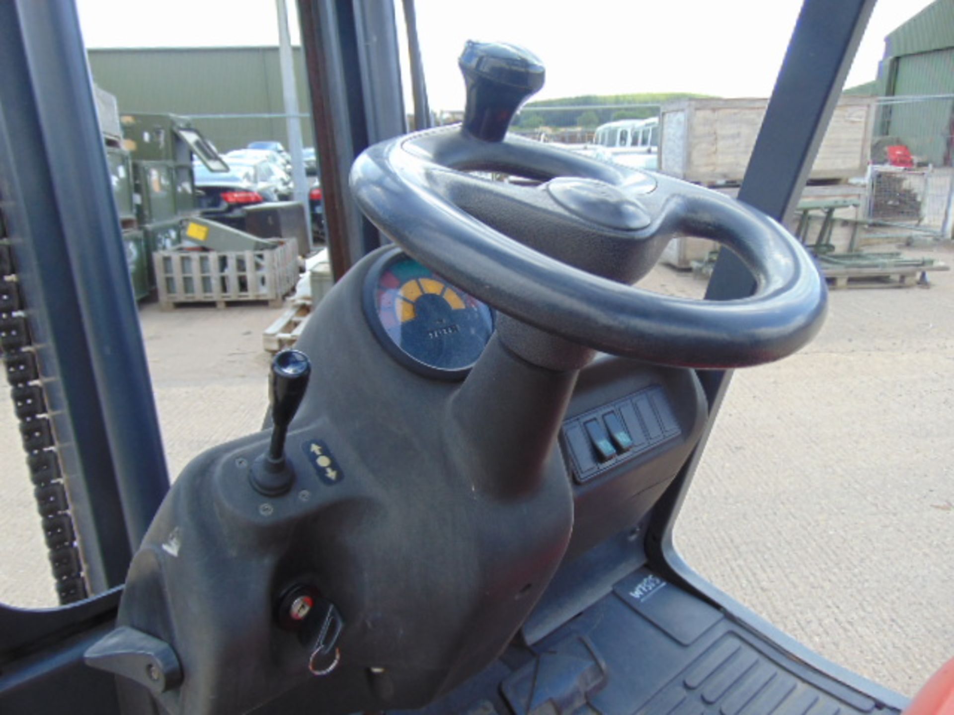 Linde H20T Counter Balance Gas Forklift - Image 15 of 19