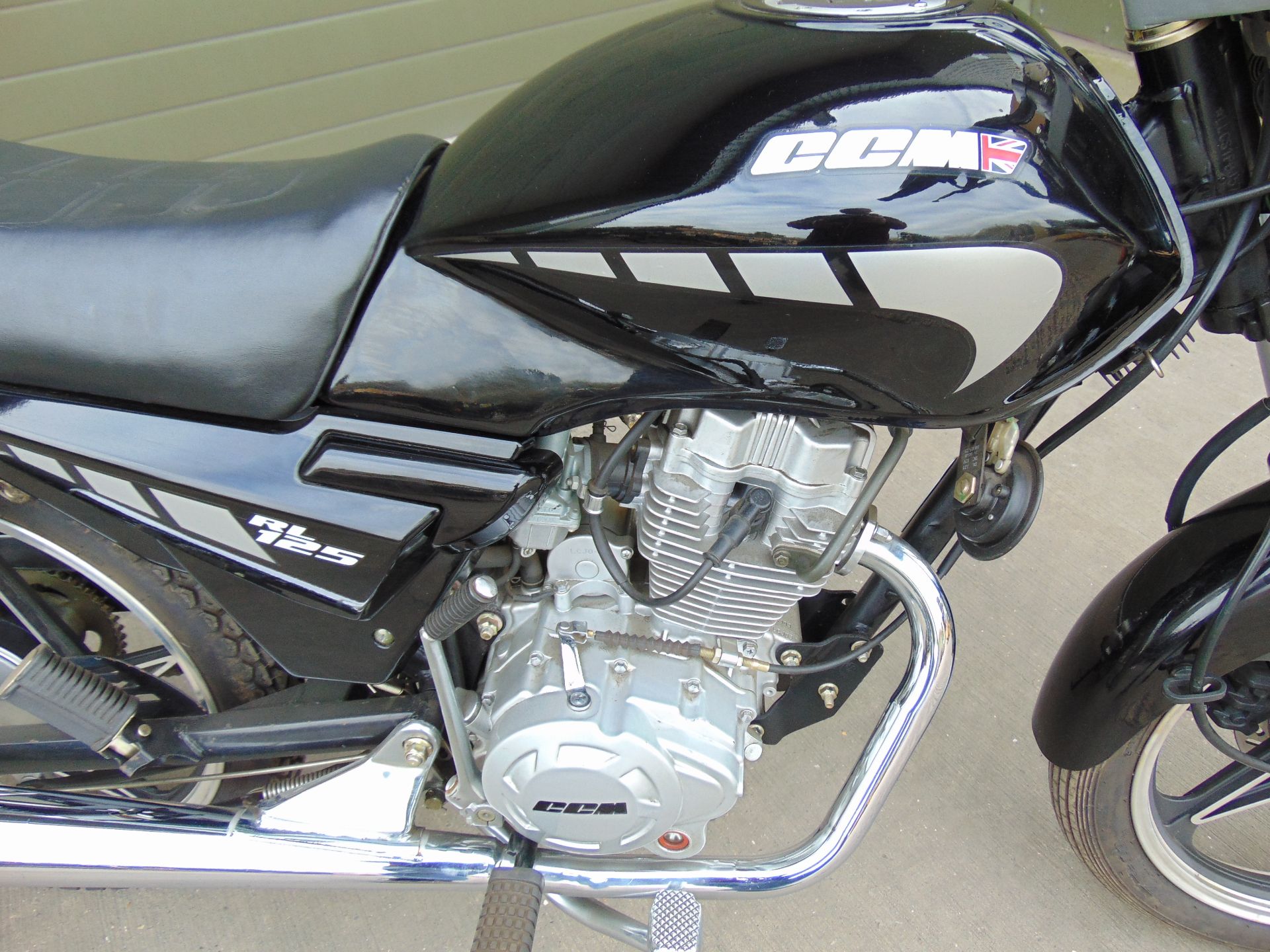 CCM RL 125 Motorbike - Image 9 of 12