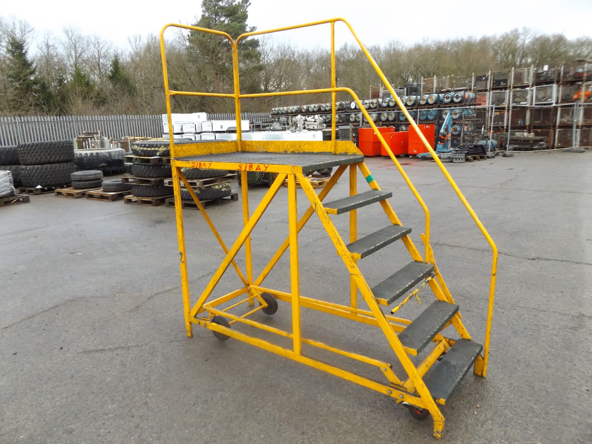 Build Power 6-Step mobile Warehouse Ladder