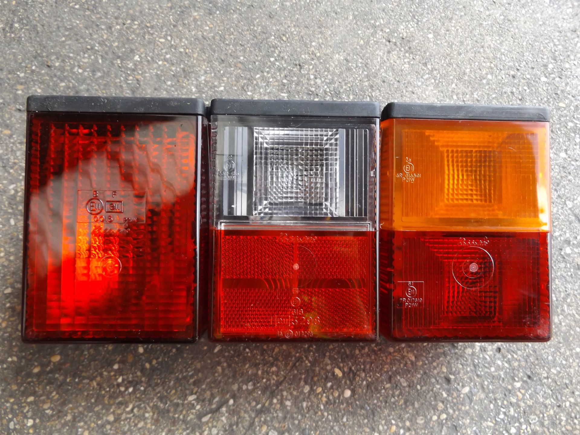 8 x DAF Rear Lamp Units P/No MZH9239 - Image 2 of 6