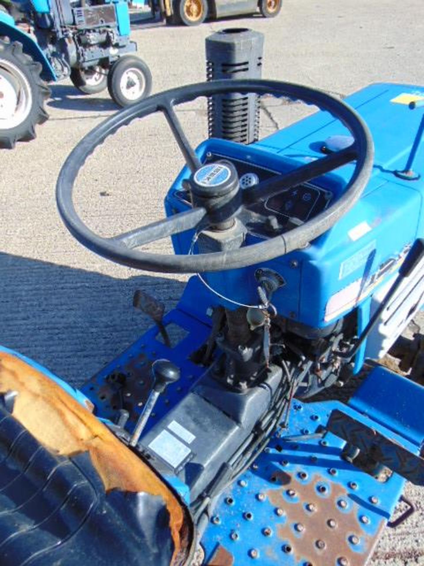 Iseki TU1600 Compact Tractor c/w Iseki SAR 1300 Rotovator 987 hours ONLY - Bild 12 aus 17