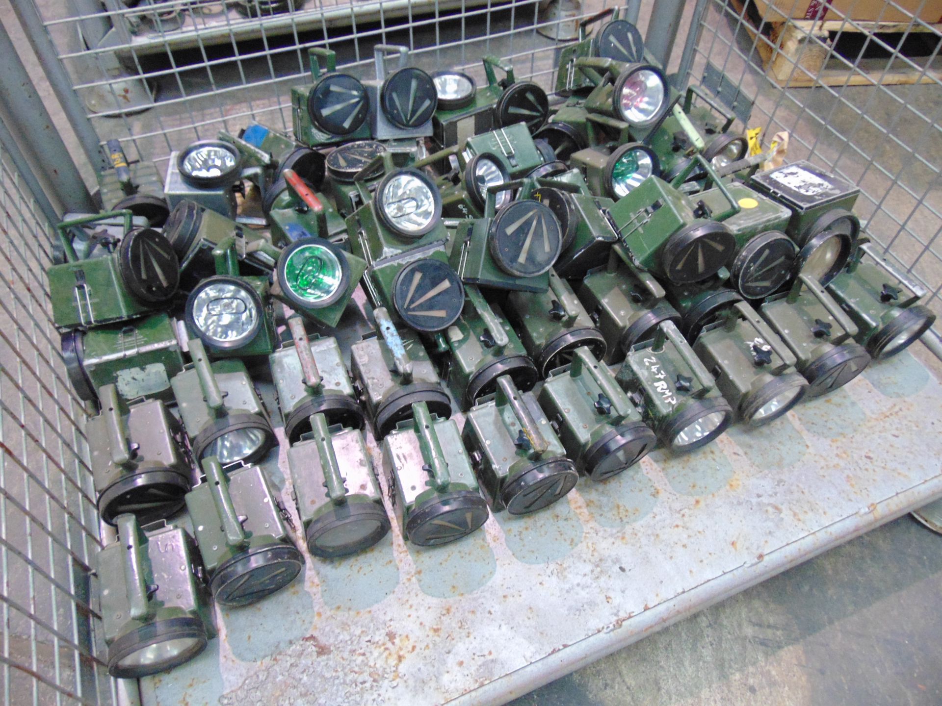 Stillage of Approximately 50 x Signal Lamps