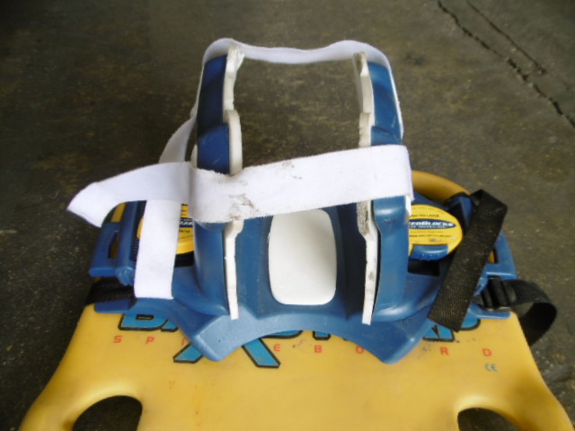 Laerdal Baxstrap Spineboard with Speedblocks Head Immobilizer - Image 6 of 7