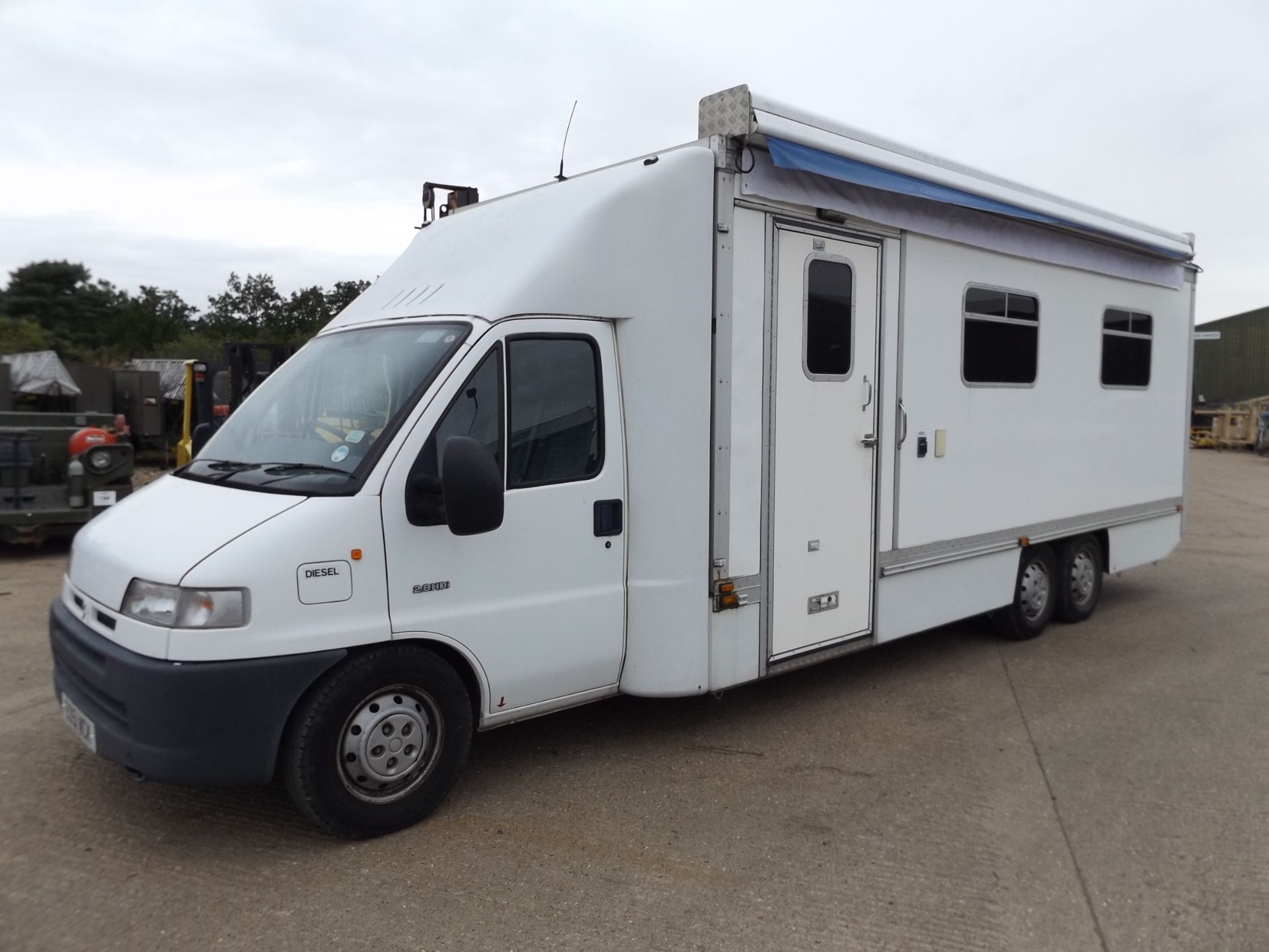 Citroen Relay 2.8HDi MWB Tri Axle Van only 24,529 miles! IDEAL CAMPER/EXPEDITION VEHICLE - Bild 5 aus 20