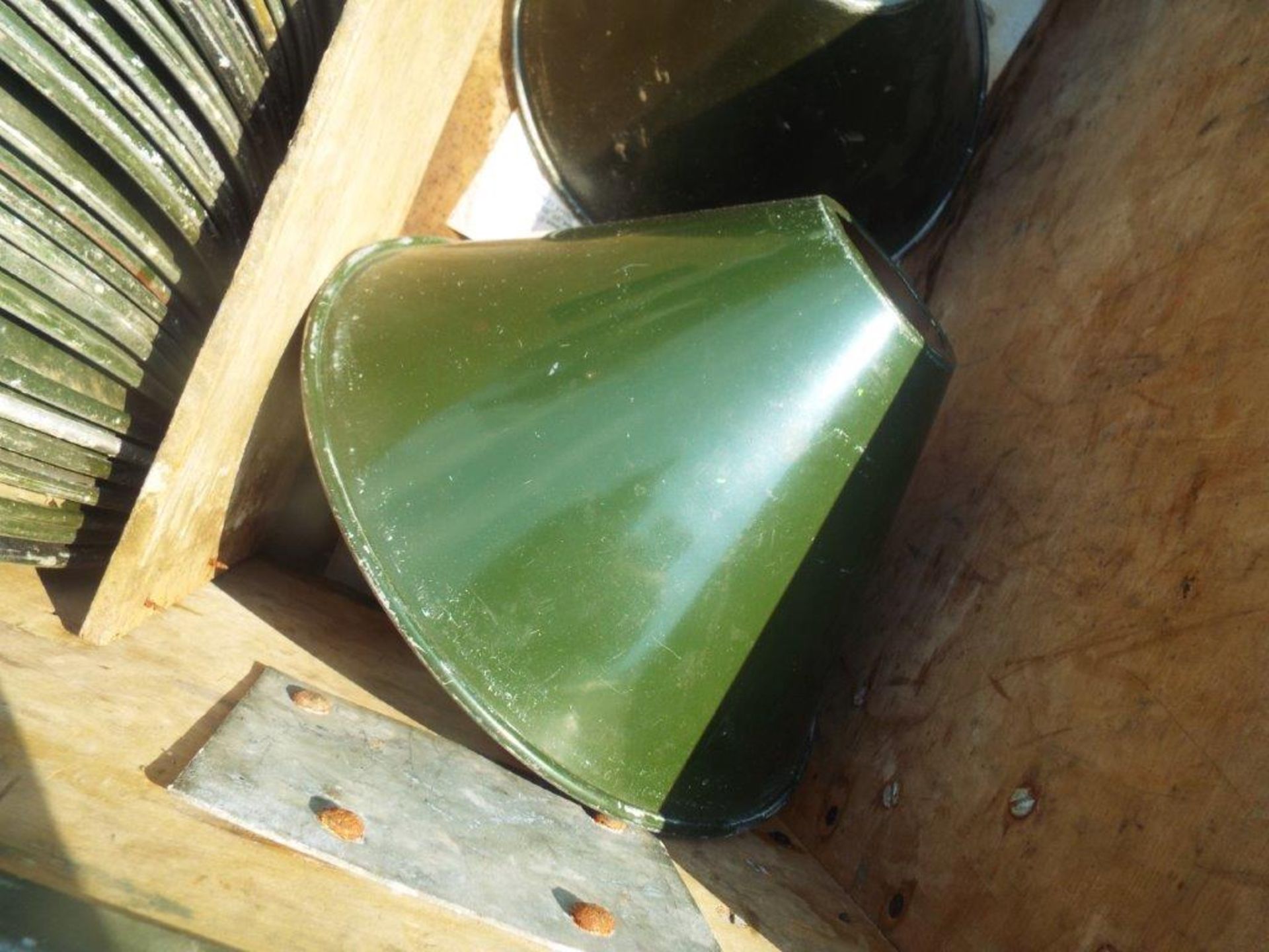Approx 80 x Vintage Classic Military/Industrial Cone Style Pendant Light Shades - Bild 2 aus 8