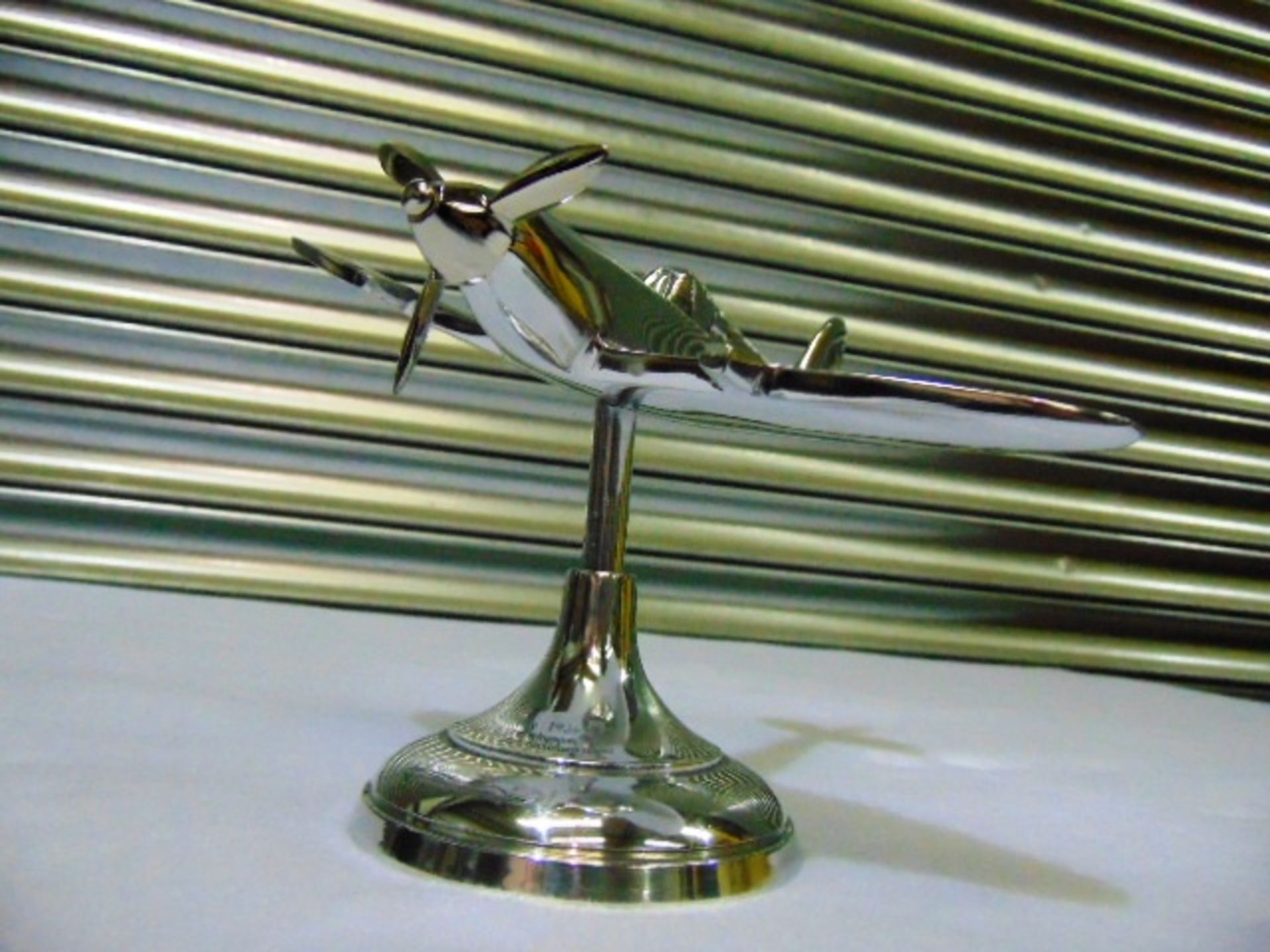 Aluminium Desktop WWII Supermarine Spitfire Model - Image 3 of 5