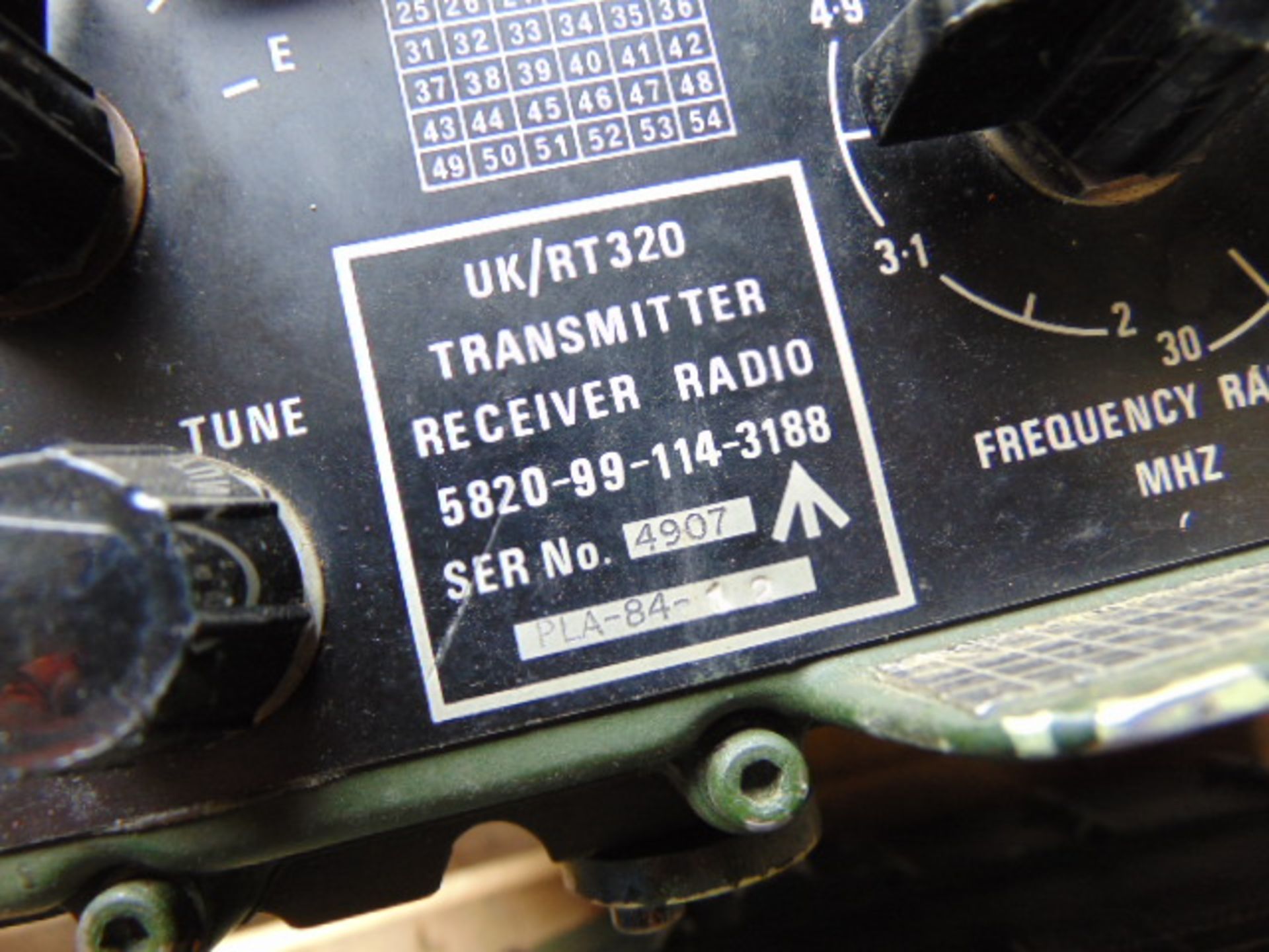 2 x Clansman RT320 Transmiter Receiver Radios - Image 5 of 11