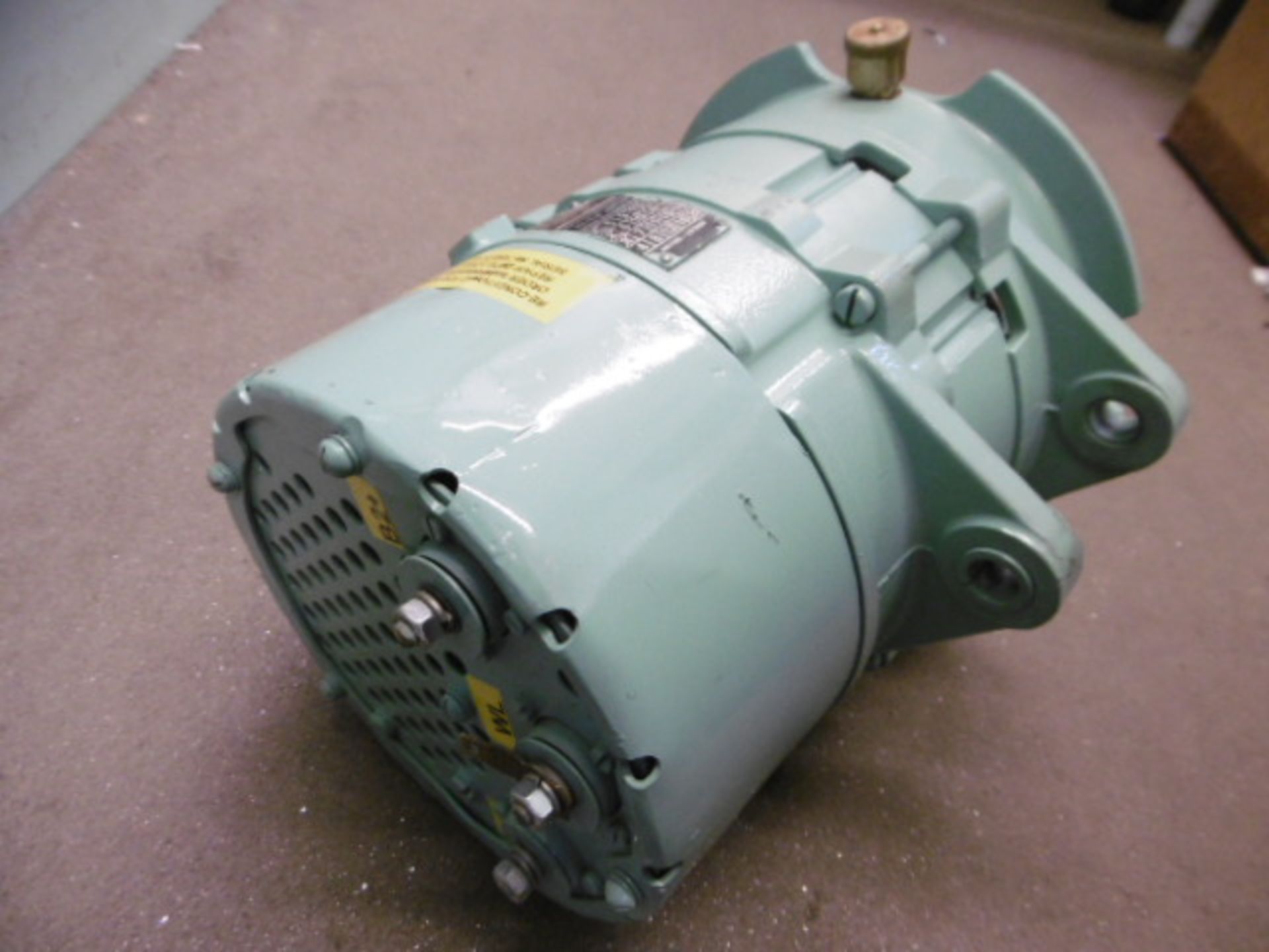 FV1068364 Alternator 24V x 90Amp - Bild 2 aus 7