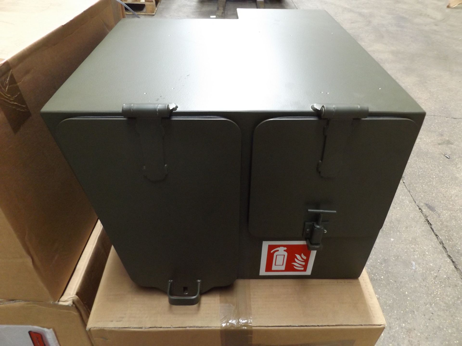 6 x Bedford Toolboxes - Image 2 of 4