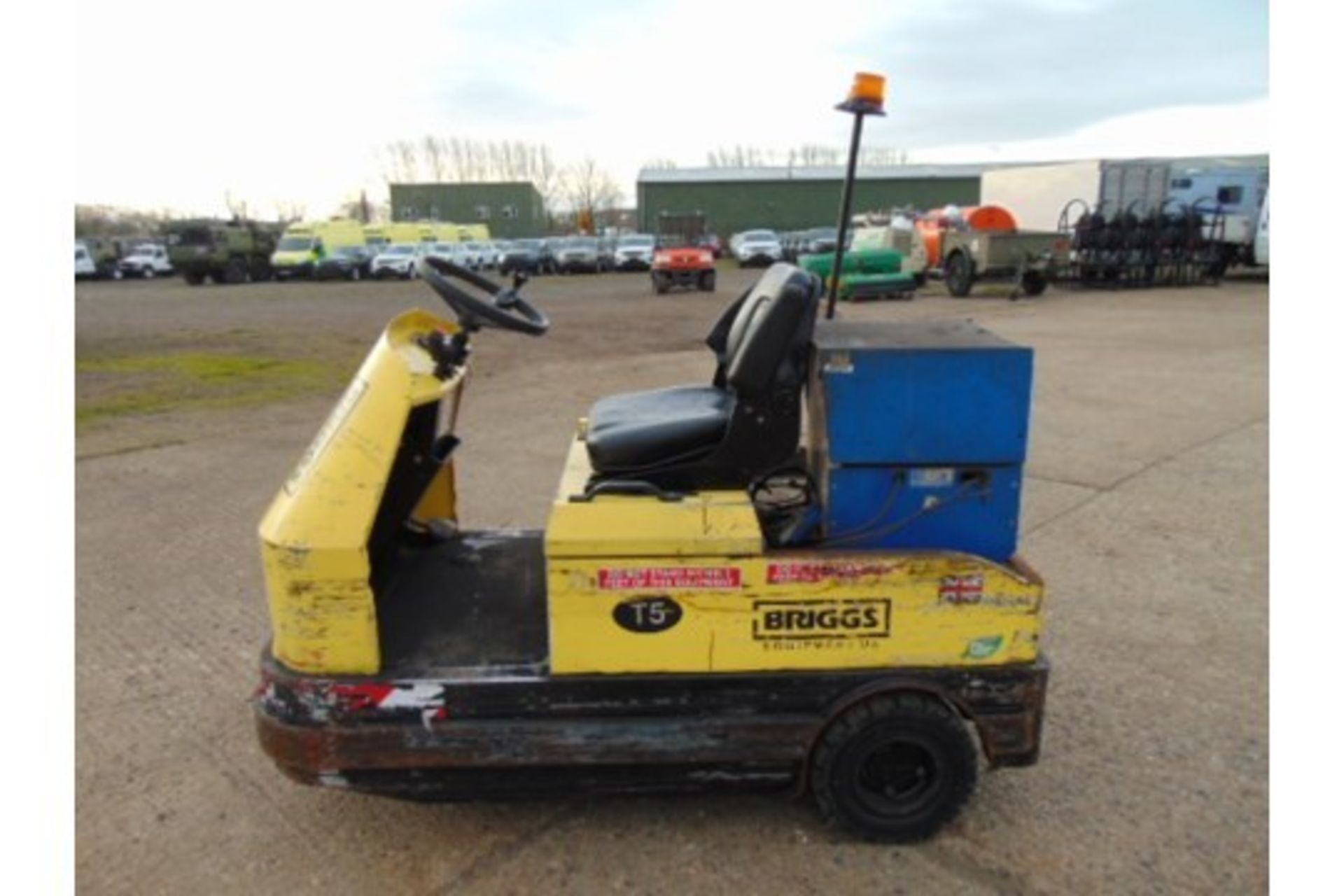 2010 Bradshaw T5 5000Kg Electric Tow Tractor c/w Battery Charger - Image 2 of 11