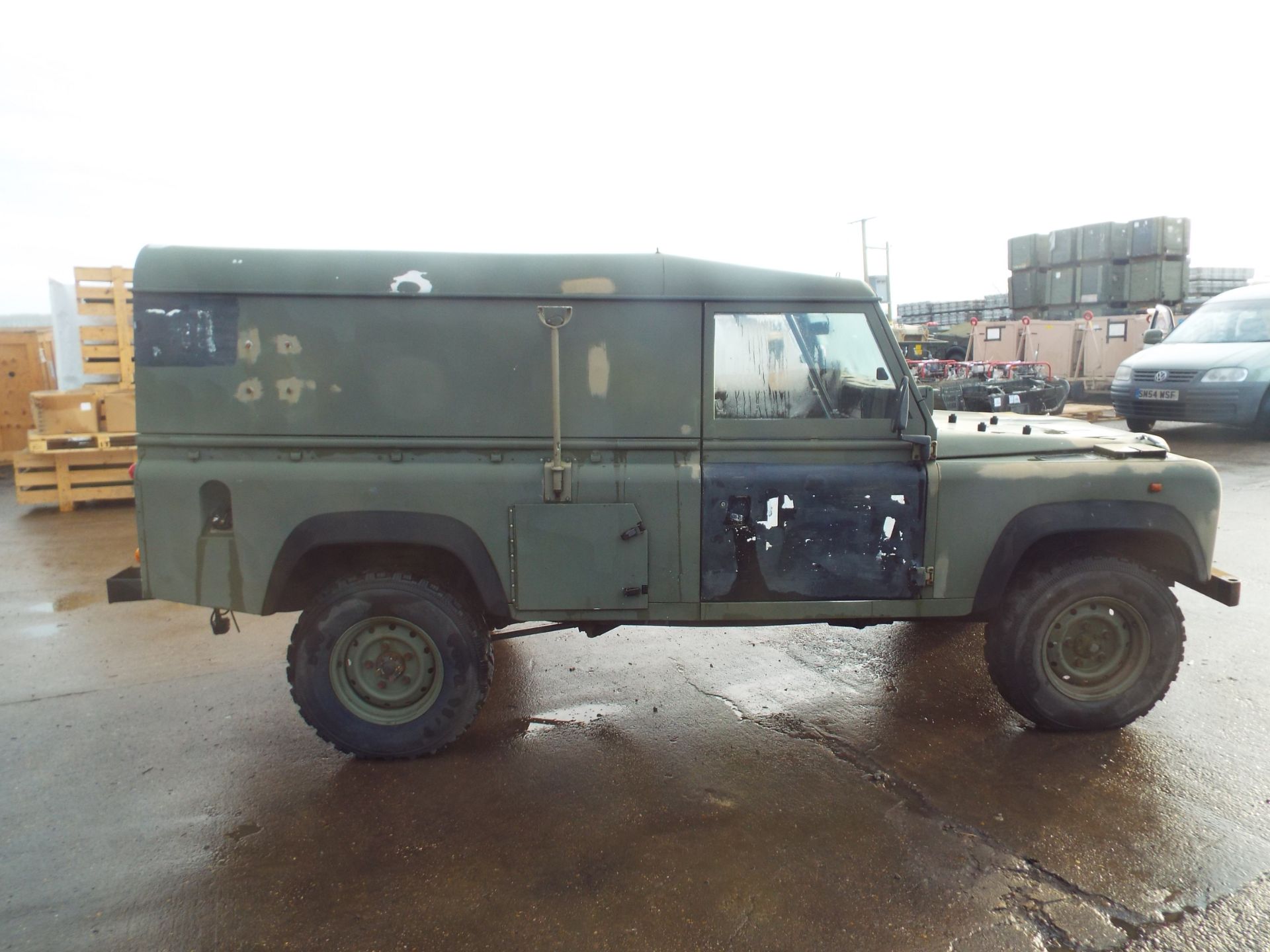 Land Rover Defender 110 Hard Top - R380 Gearbox - Image 8 of 23