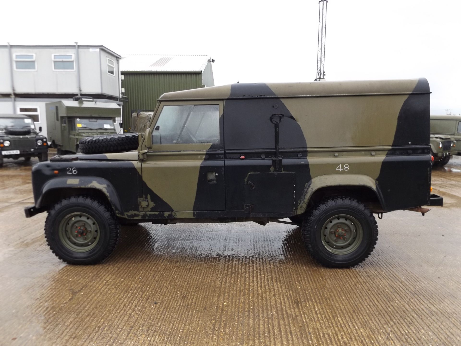 Land Rover 110 Hard Top R380 gearbox - Image 4 of 19