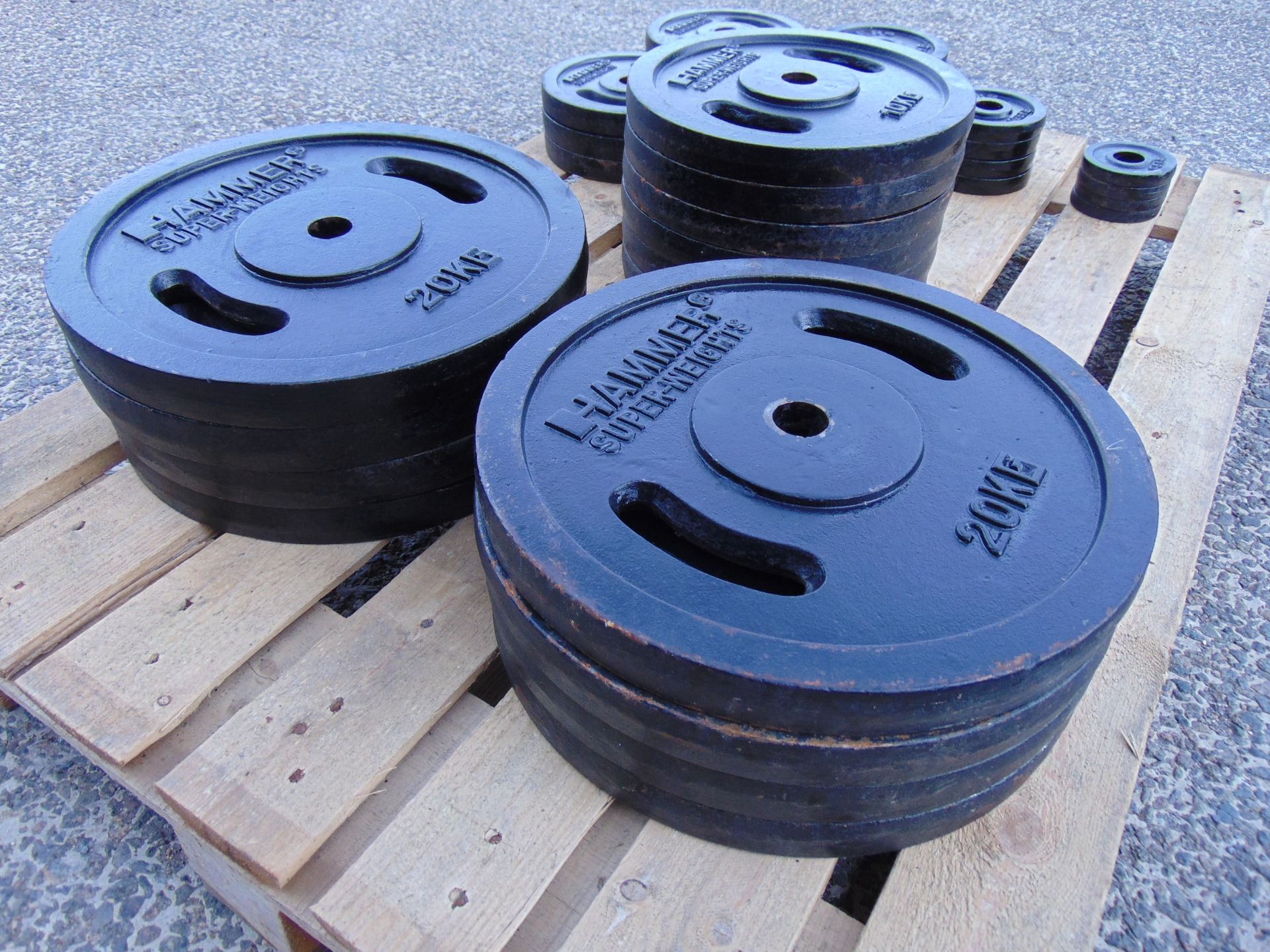 Pallet of 36 x Mixed Hammer Barbell Weight Plates - Image 5 of 11