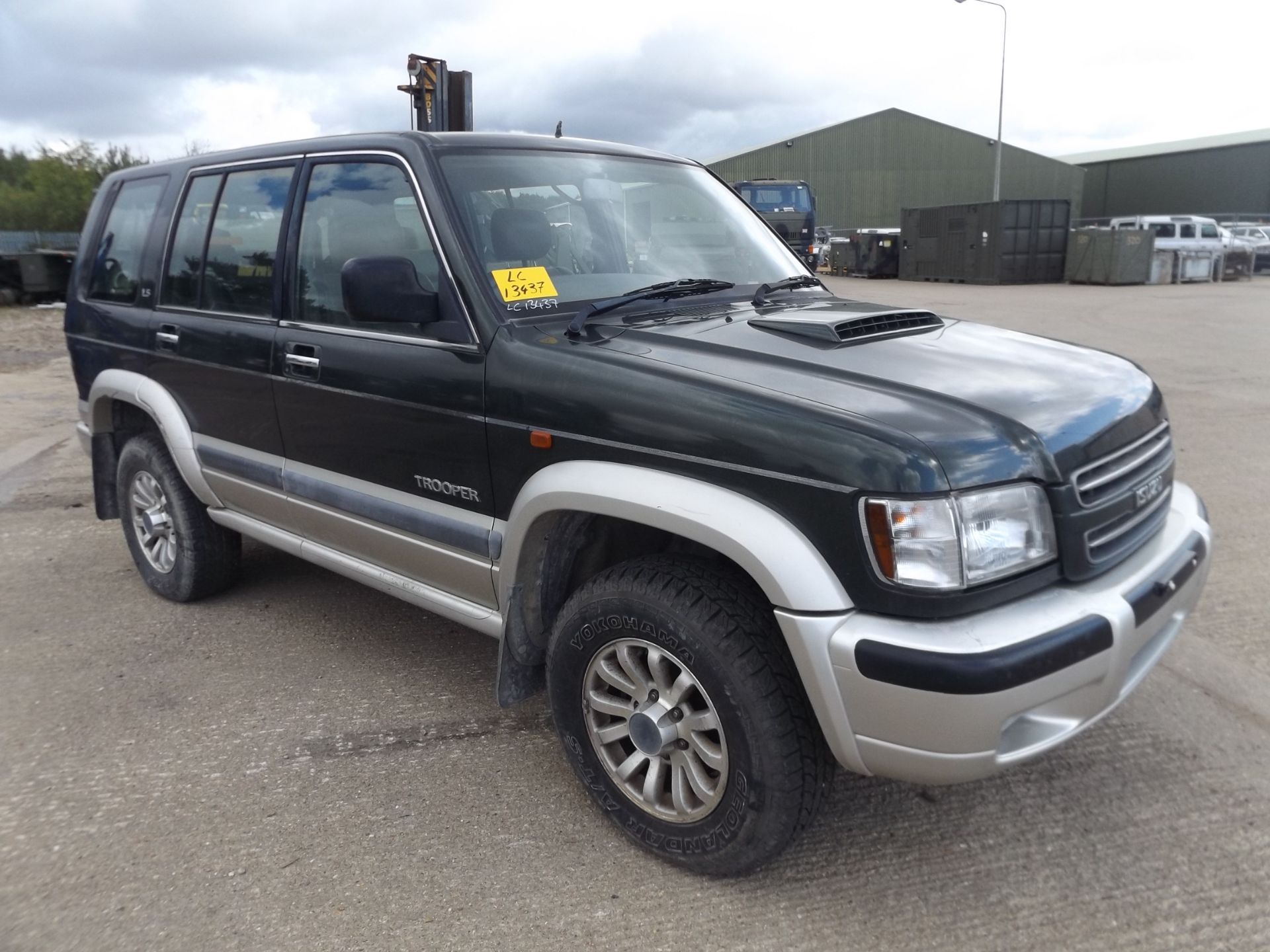 Isuzu Trooper LS 3.0 Turbo Diesel 4 x 4