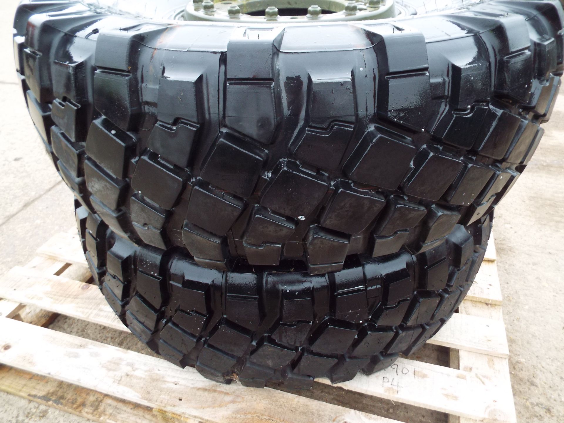 2 x Michelin XML 325/85 R16 Tyres with 8 Stud Rims - Image 7 of 7